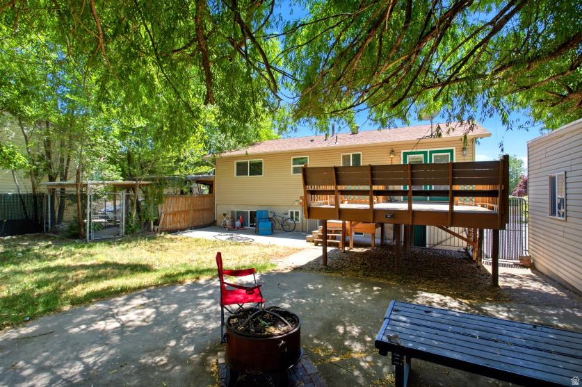 main property photo 22