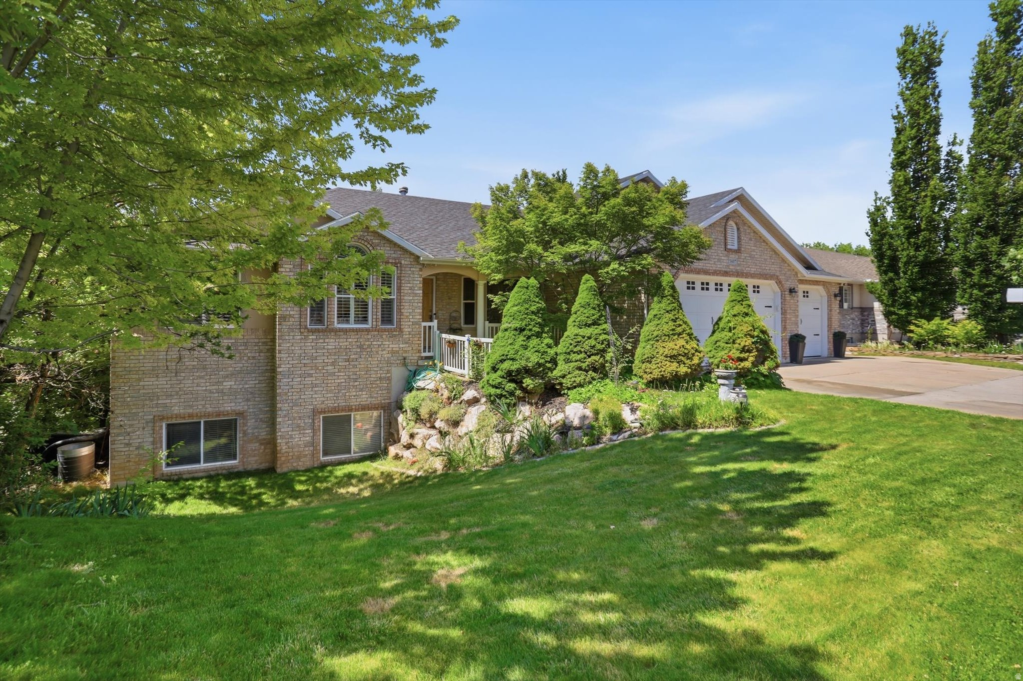 main property photo 61