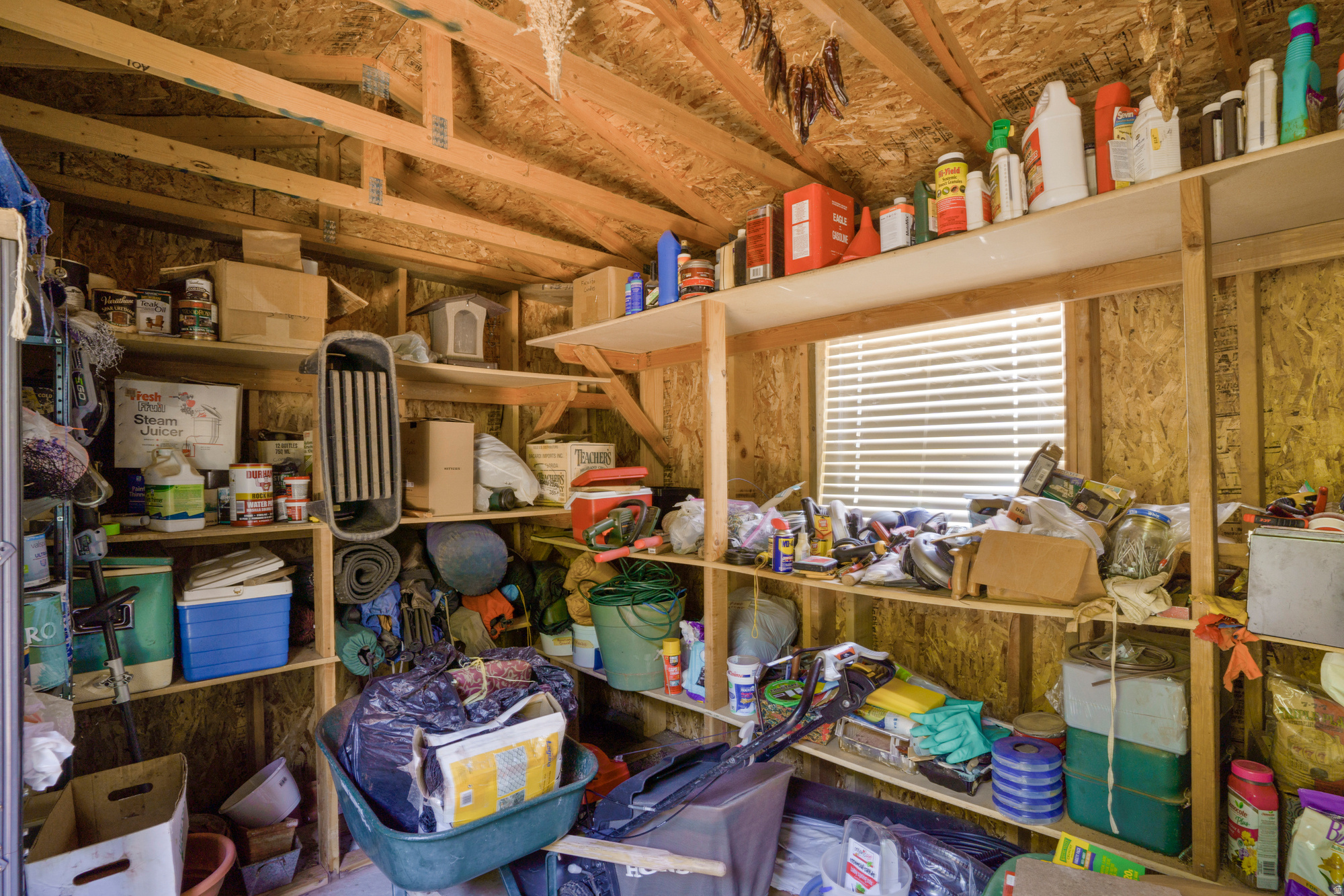main property photo 40