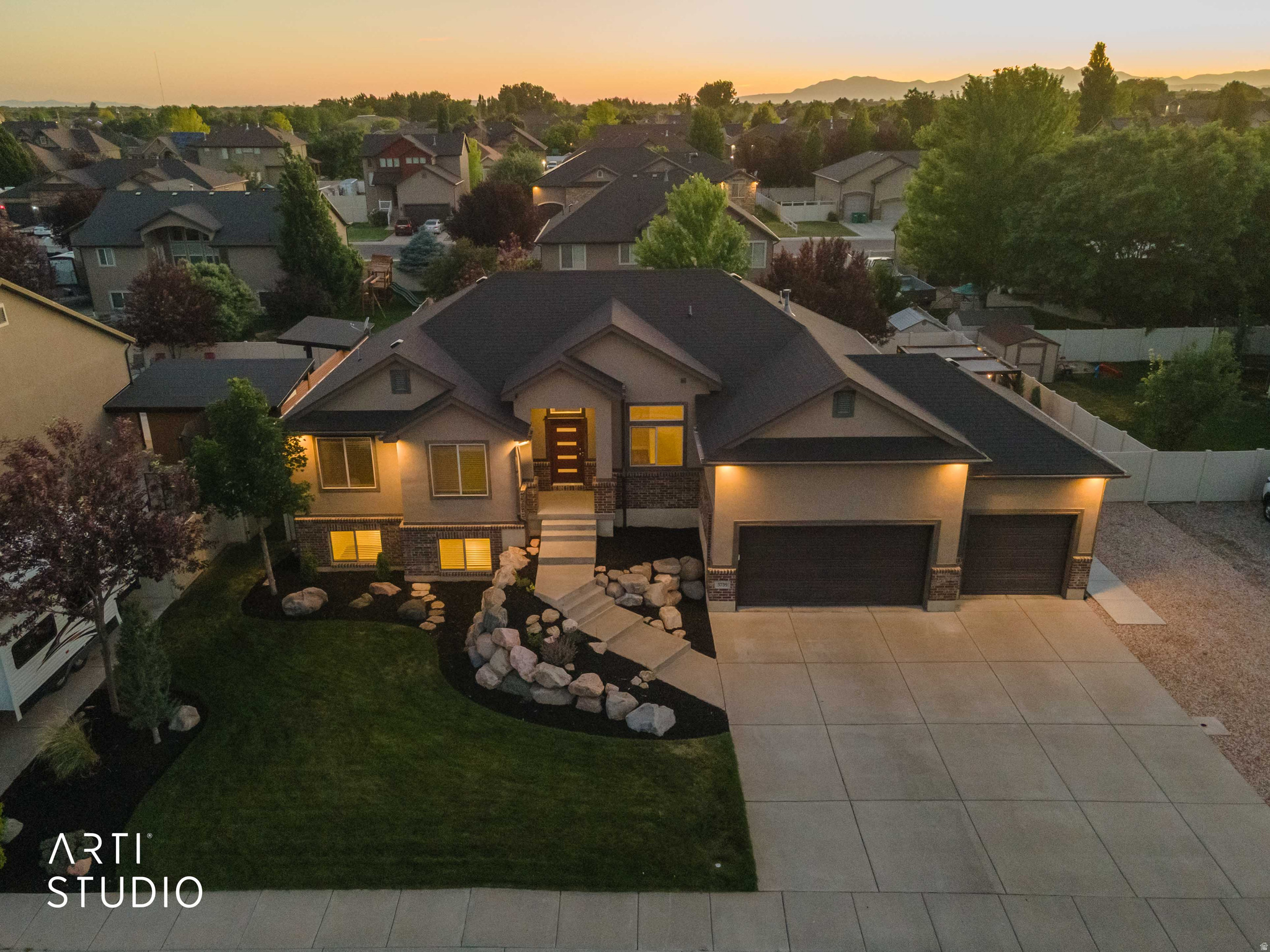 main property photo 46