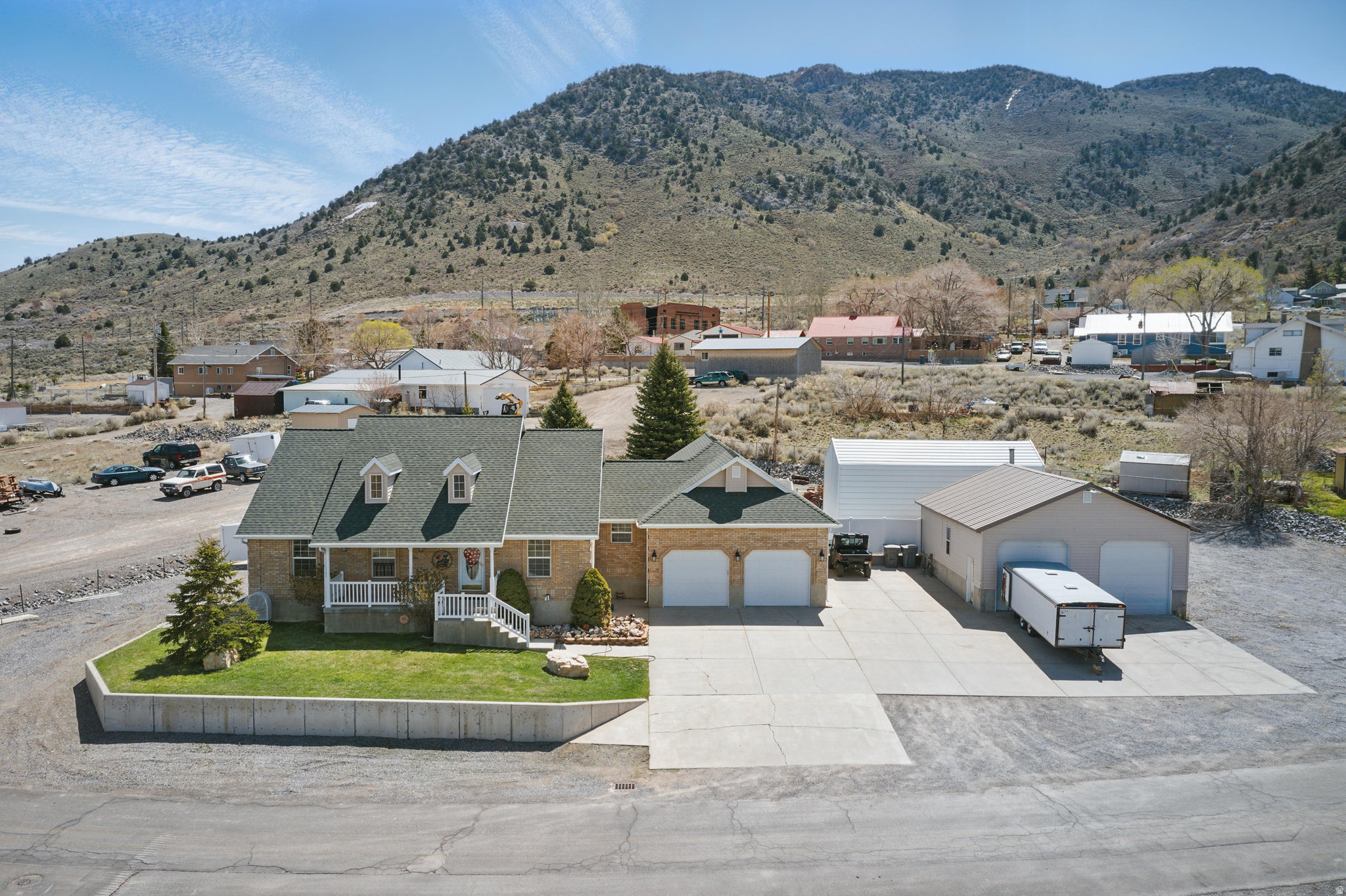 main property photo 3