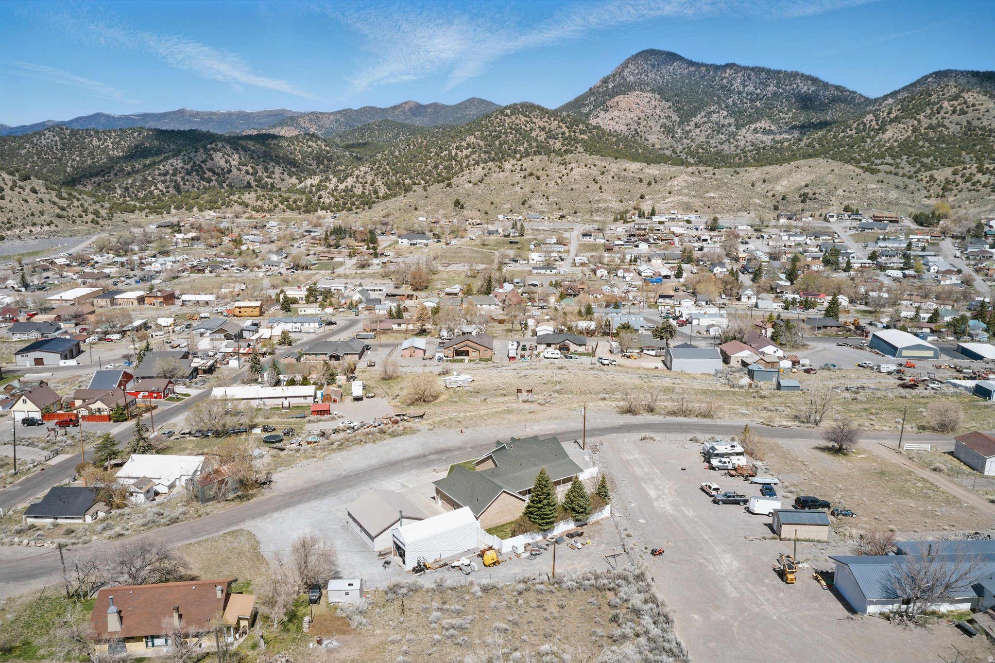 main property photo 32