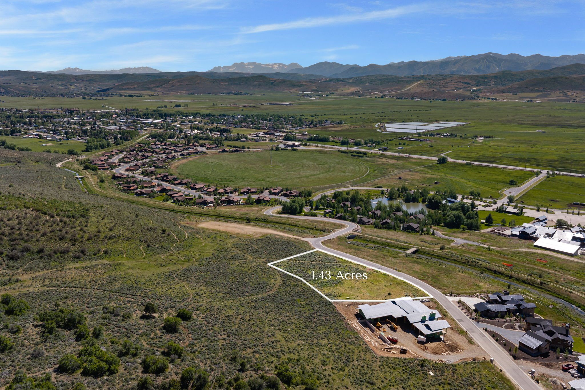 main property photo 18