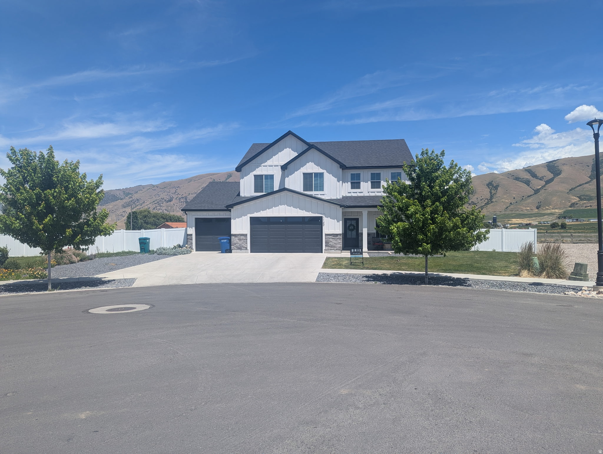 main property photo 73