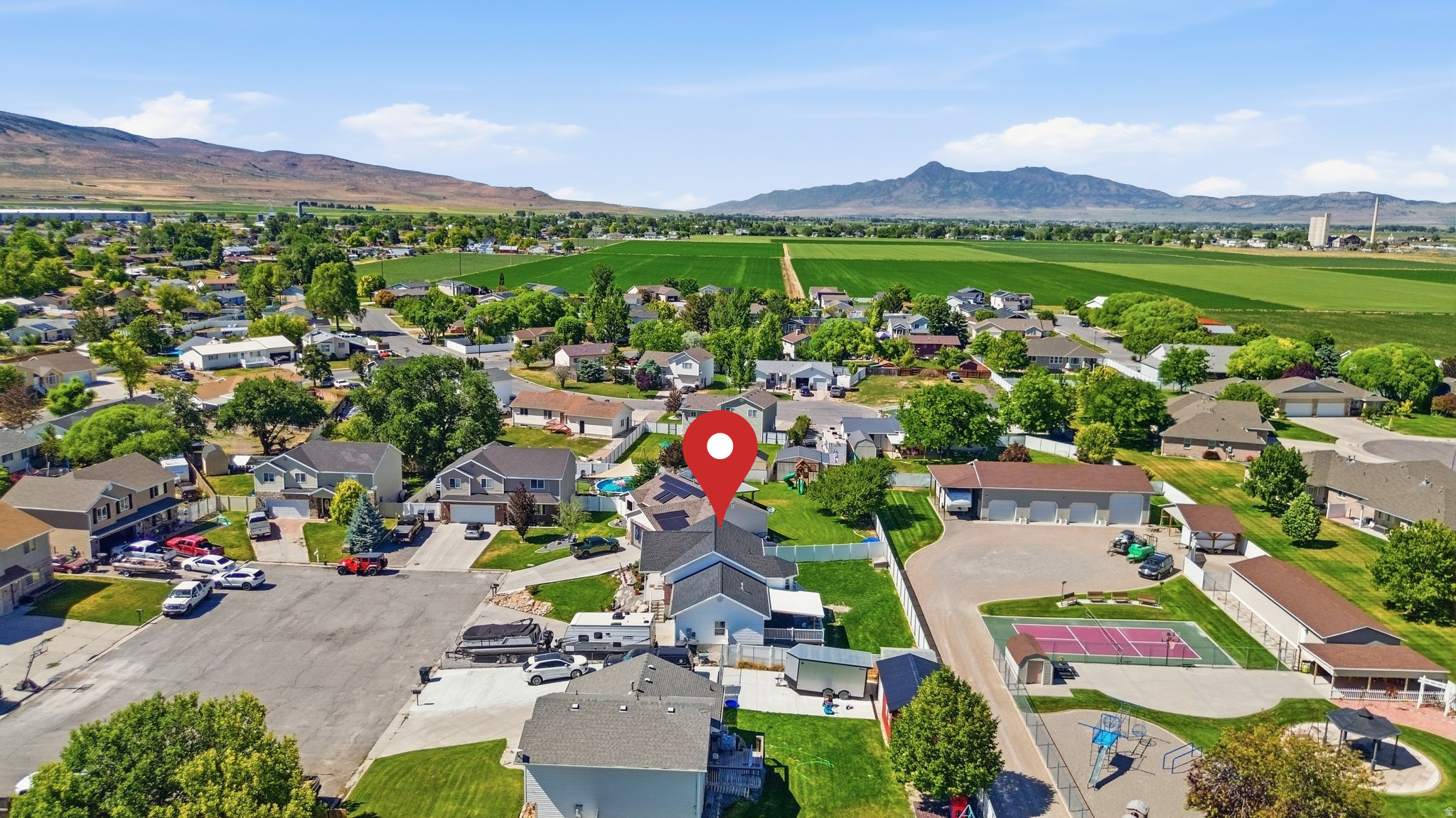 main property photo 18