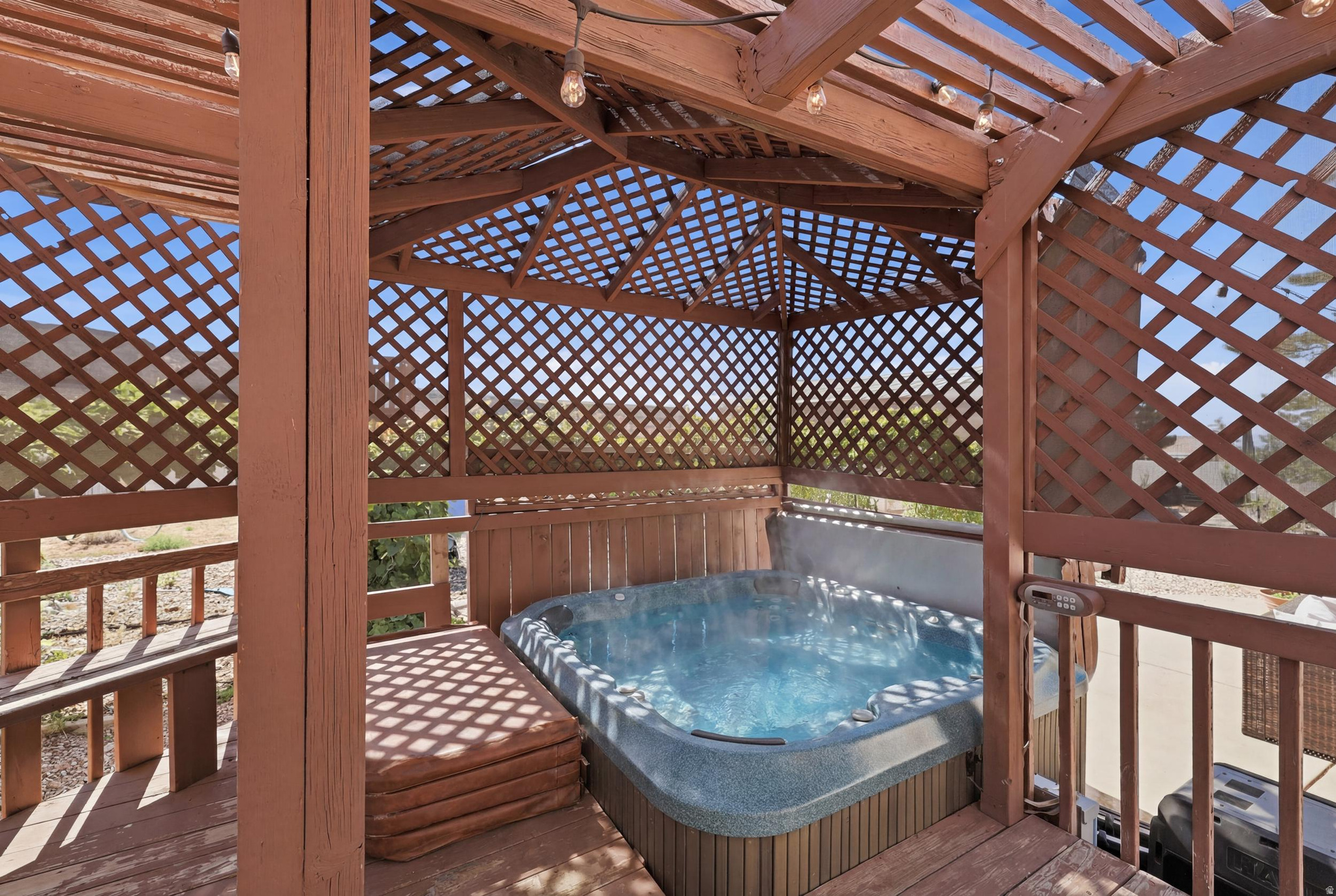 main property photo 41