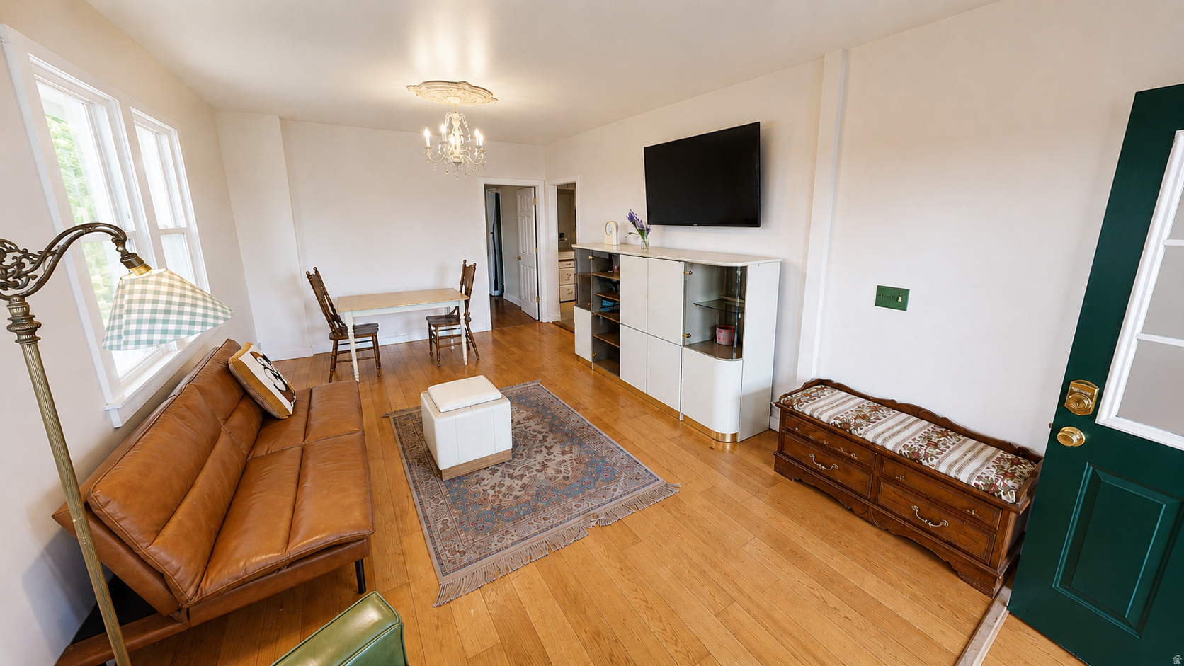 main property photo 3