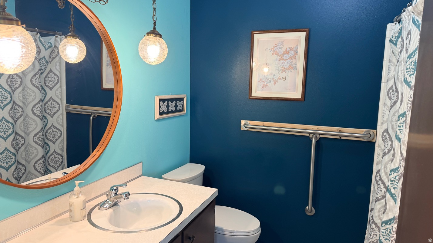 main property photo 16