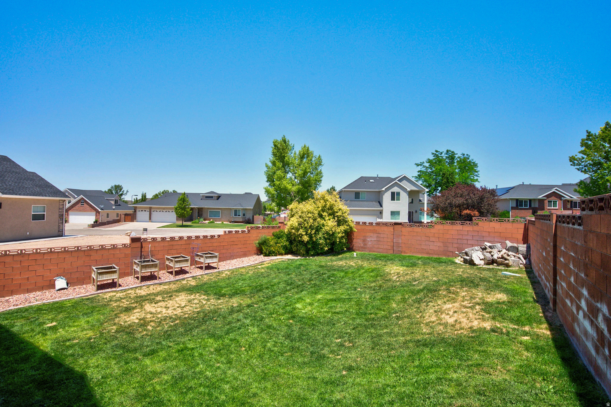 main property photo 61