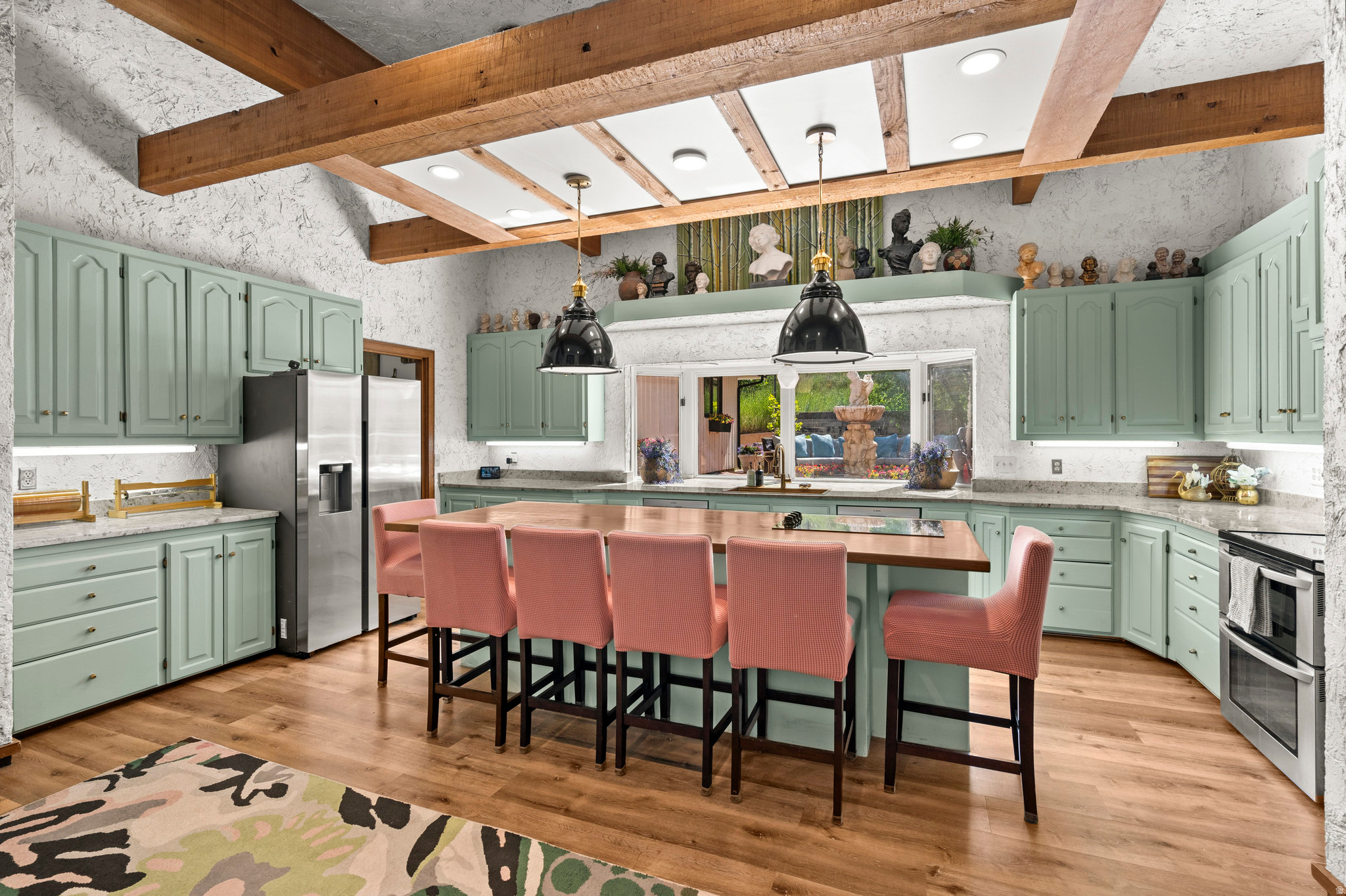 main property photo 32