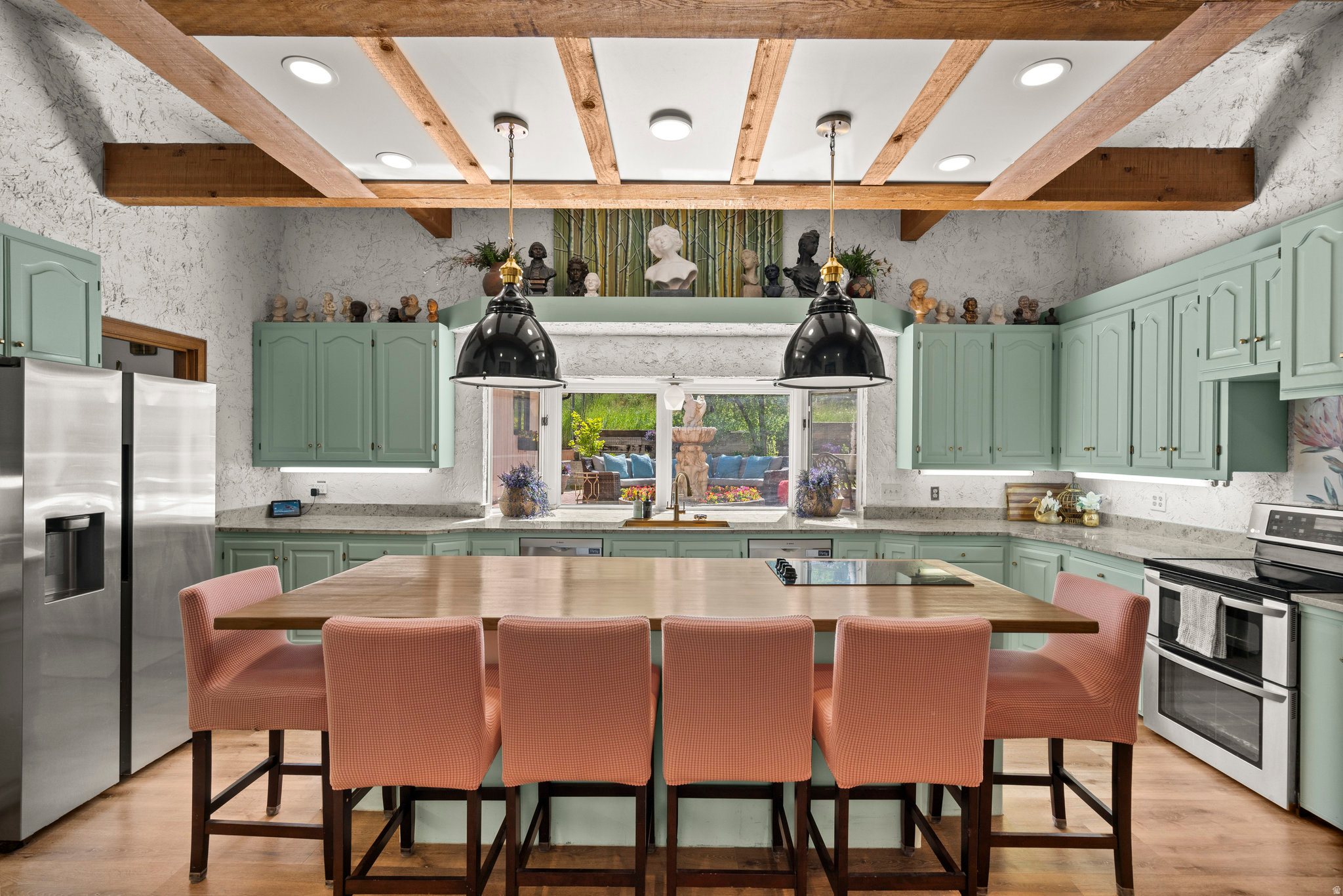 main property photo 33