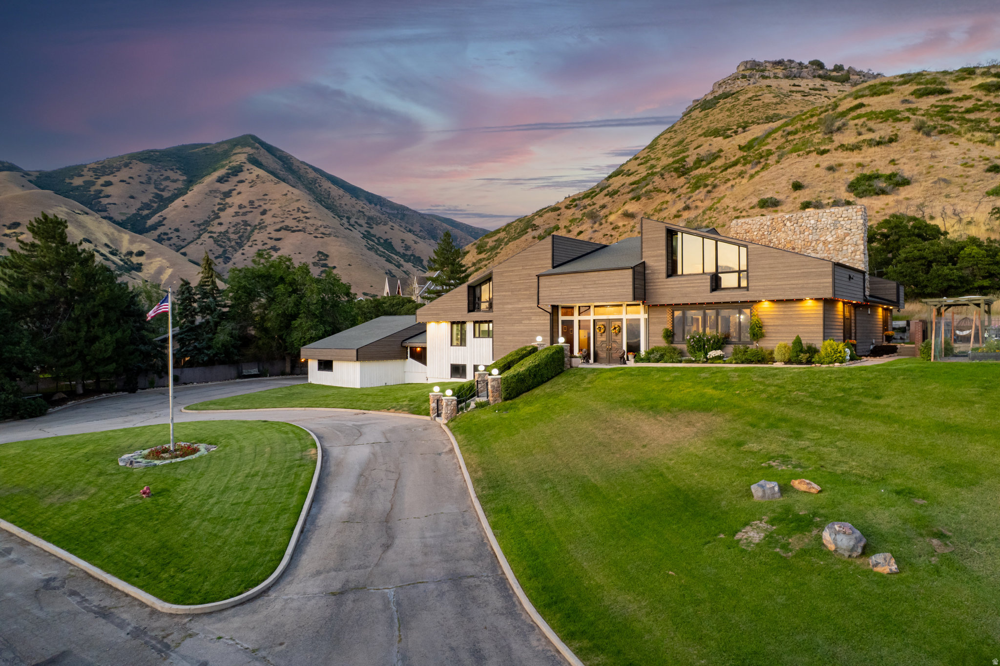main property photo 8