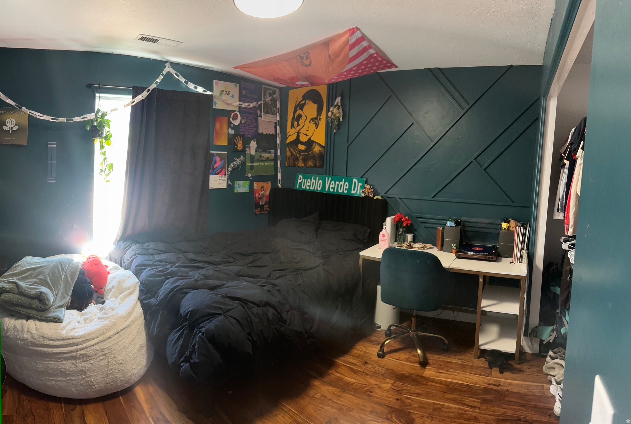 main property photo 9