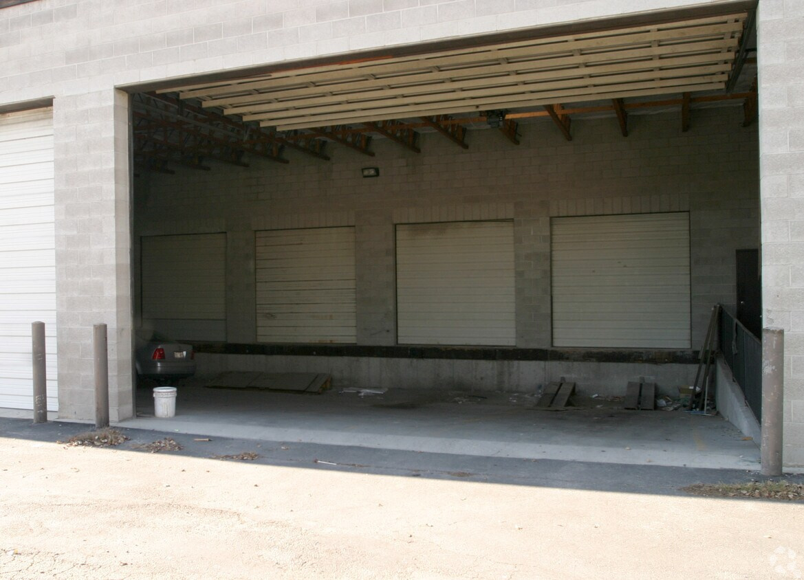 main property photo 14