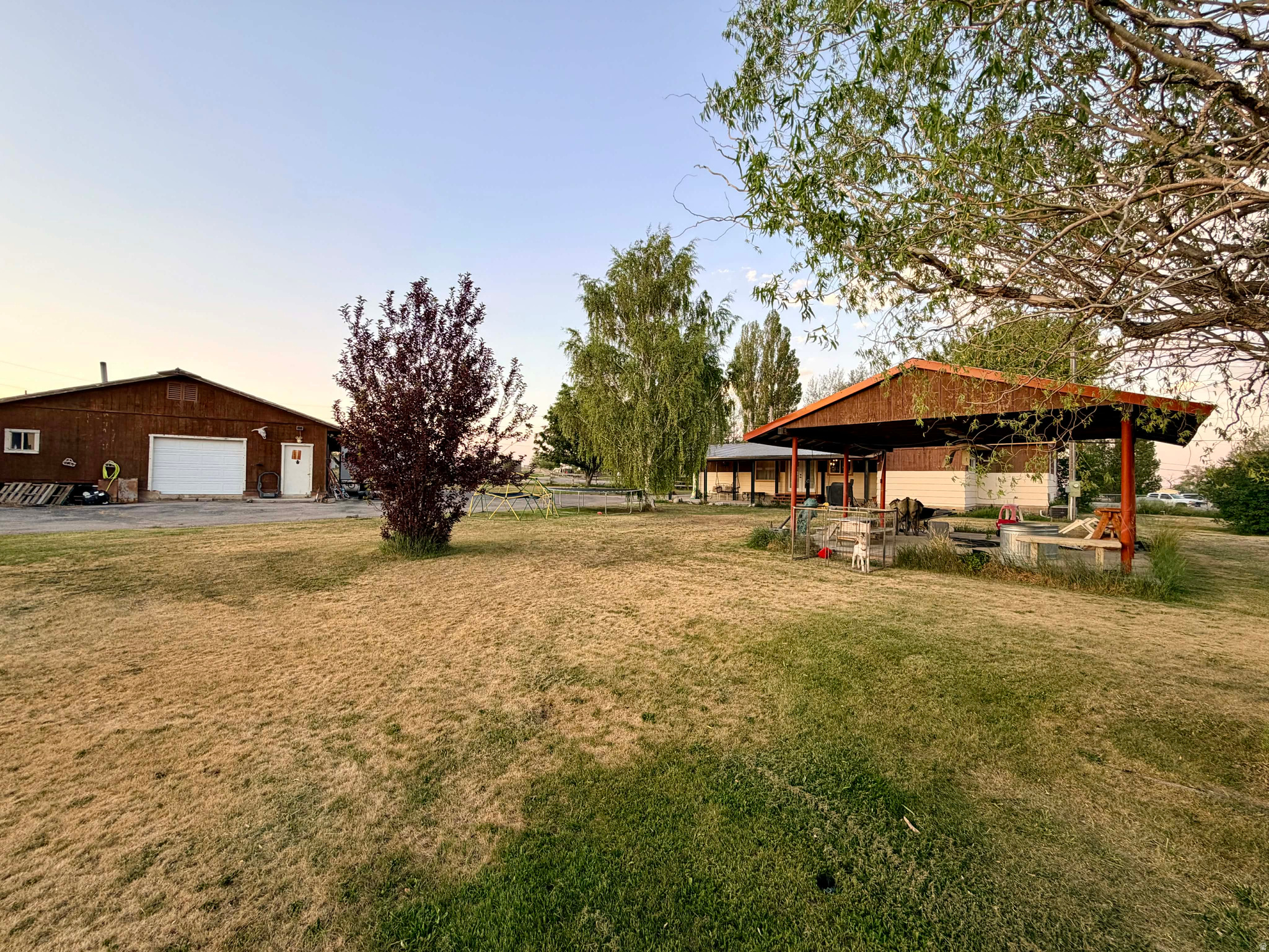 main property photo 44