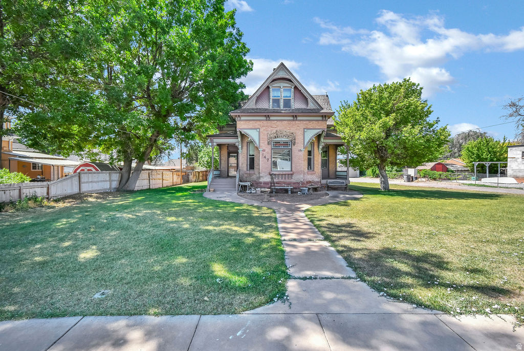main property photo 2