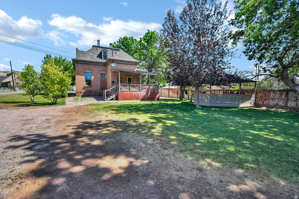 main property photo 26