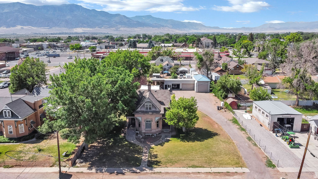 main property photo 35