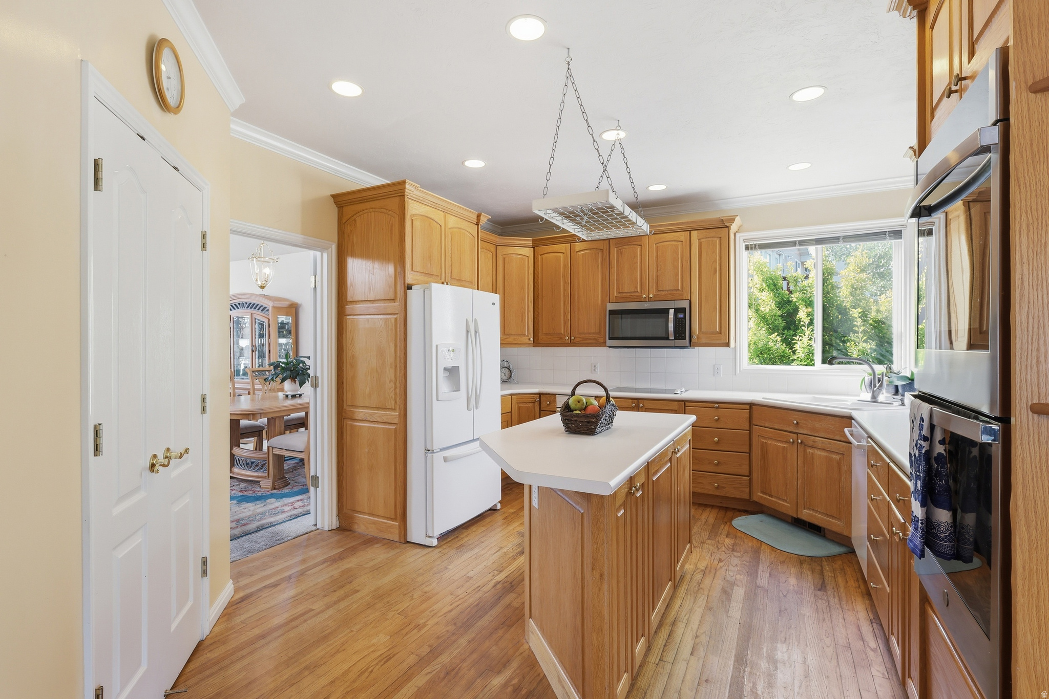 main property photo 10