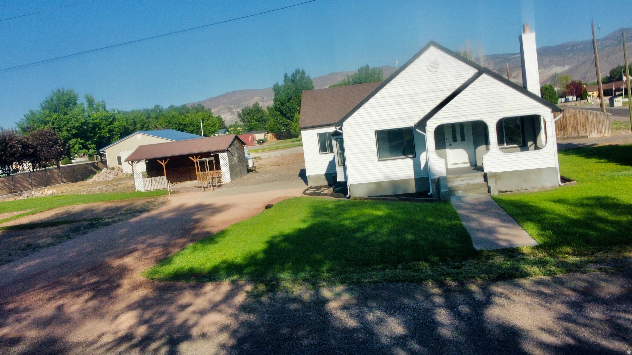 main property photo 32