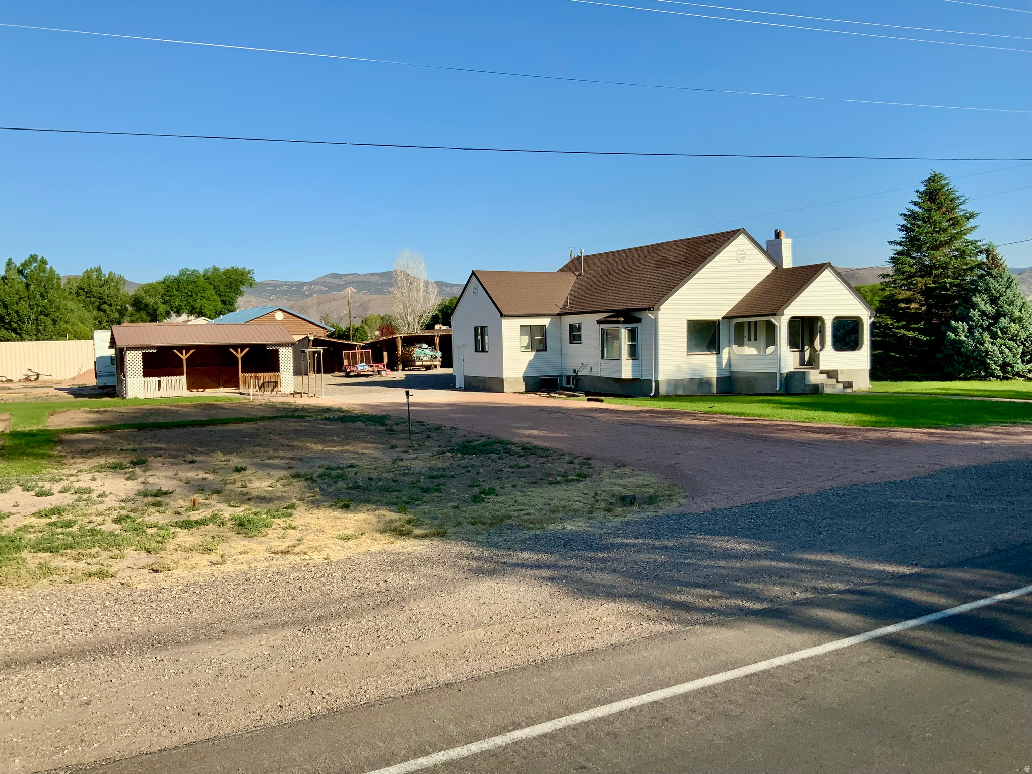 main property photo 38