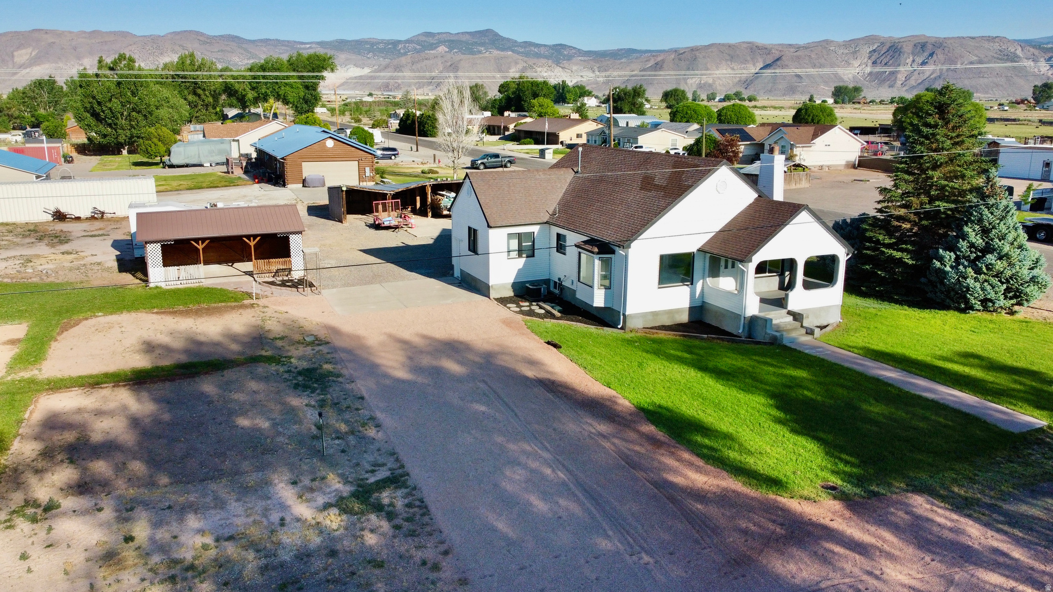 main property photo 44