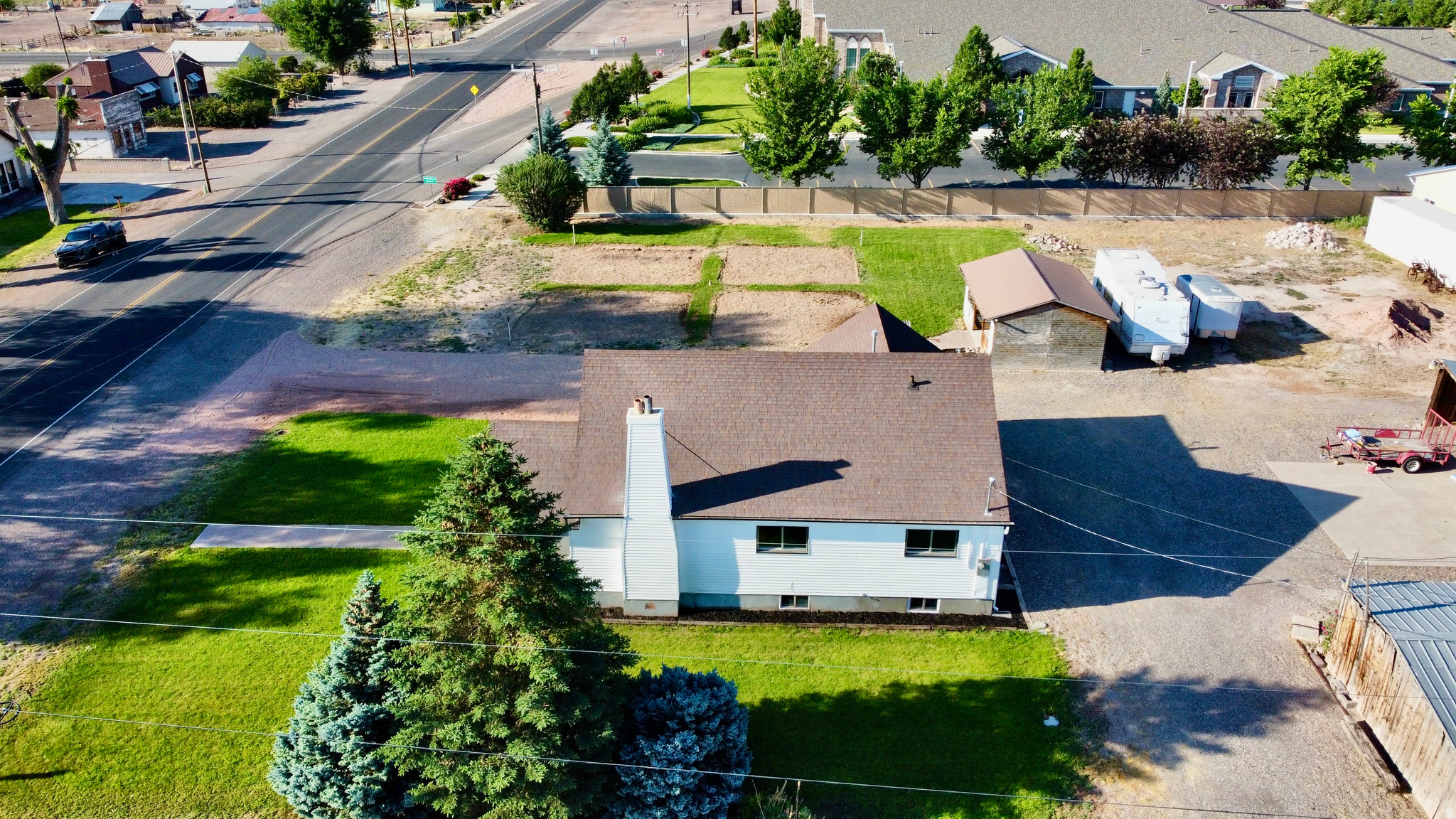 main property photo 48