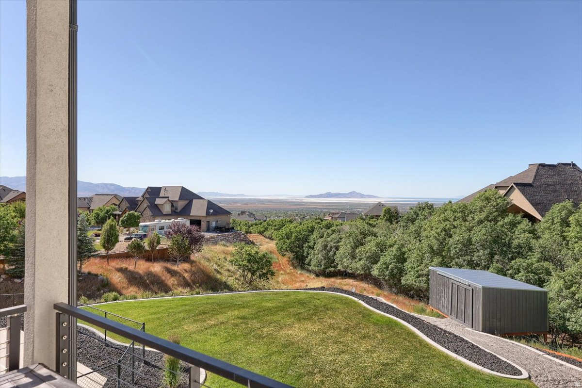 main property photo 44