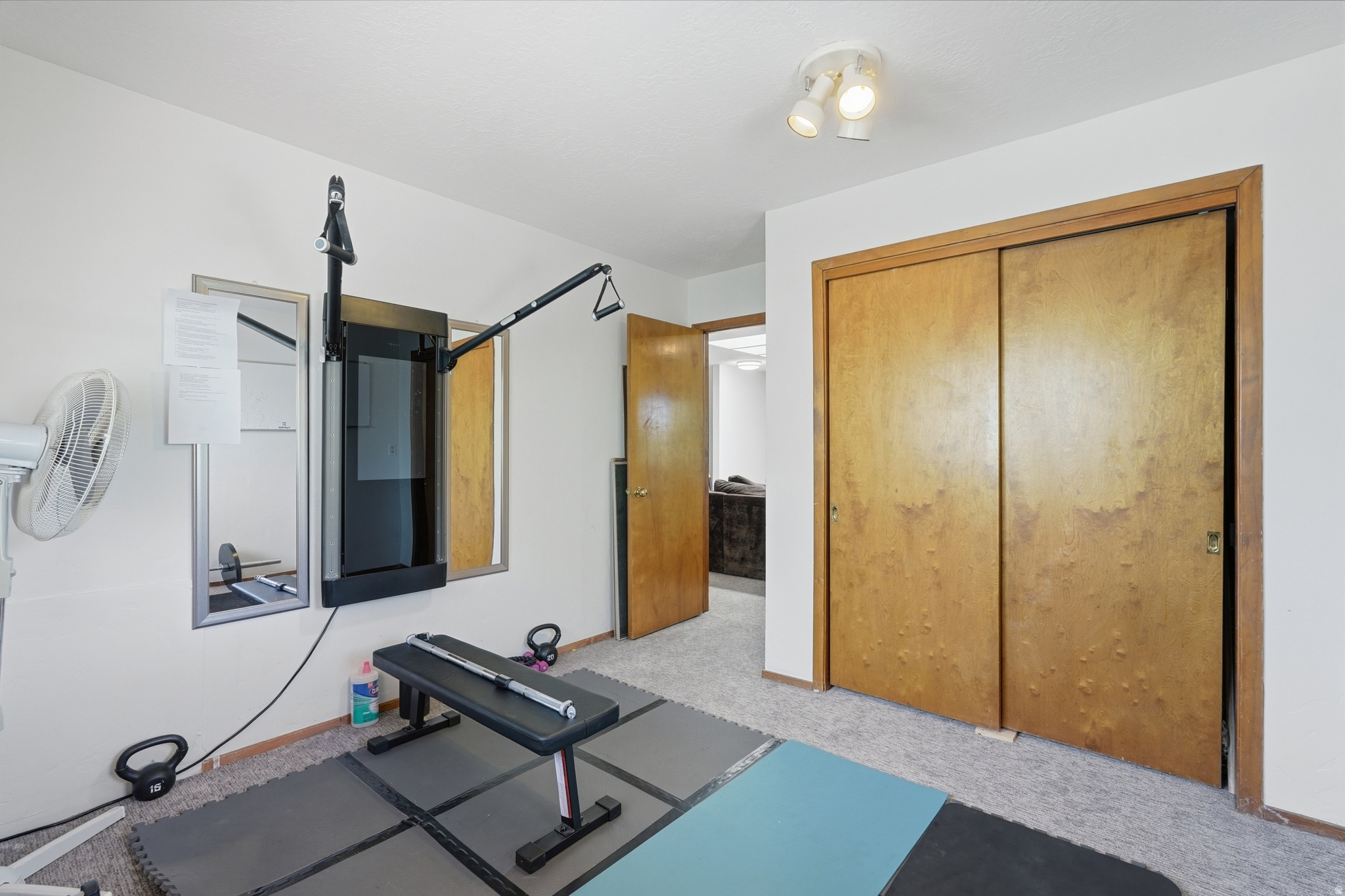 main property photo 34