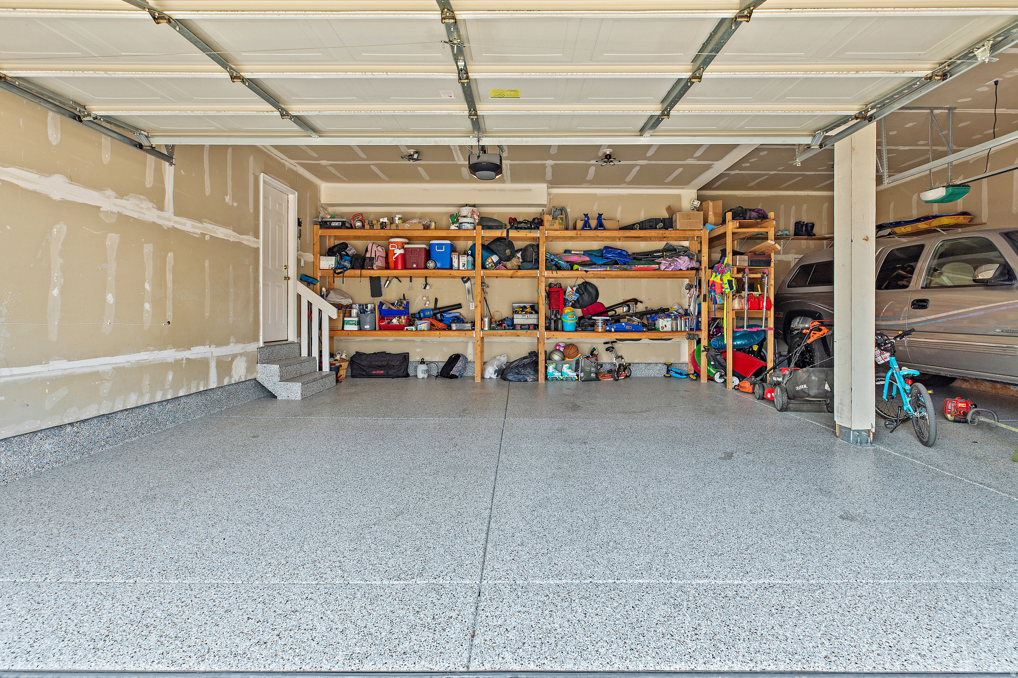 main property photo 49