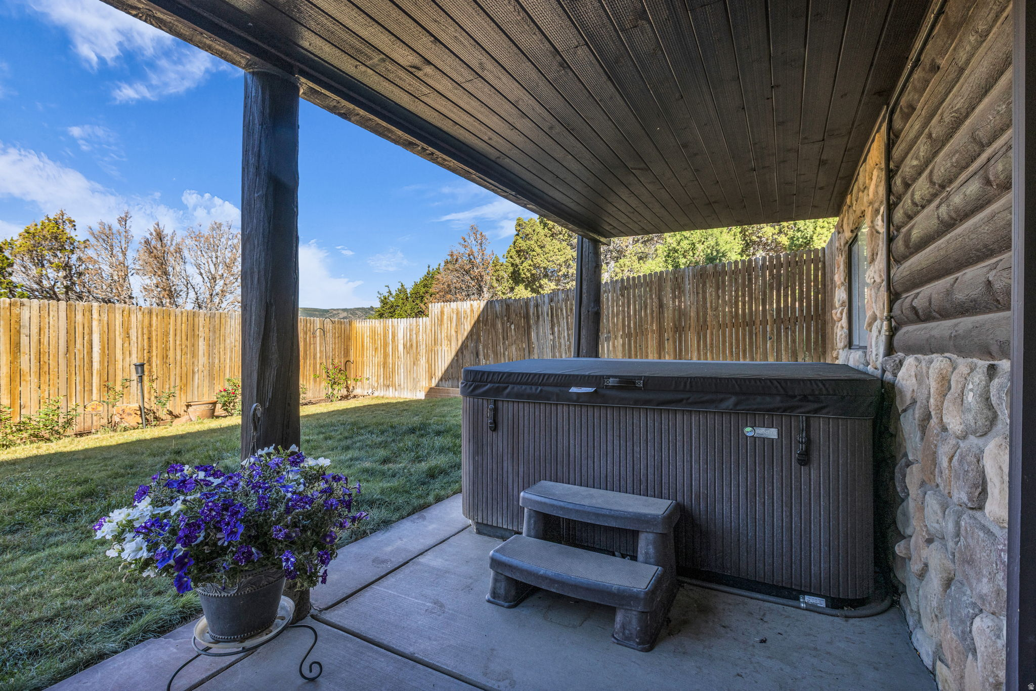 main property photo 21