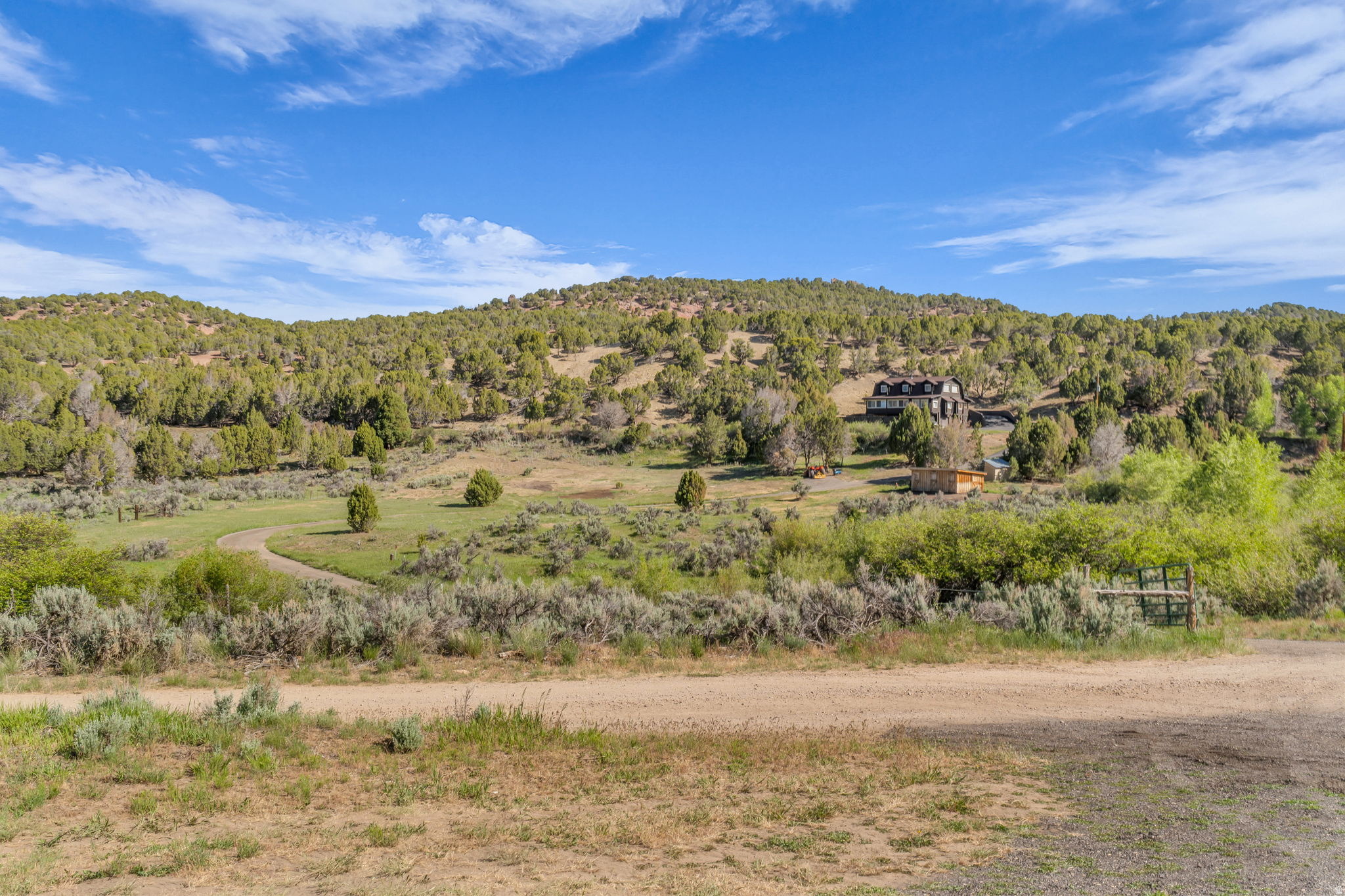main property photo 36