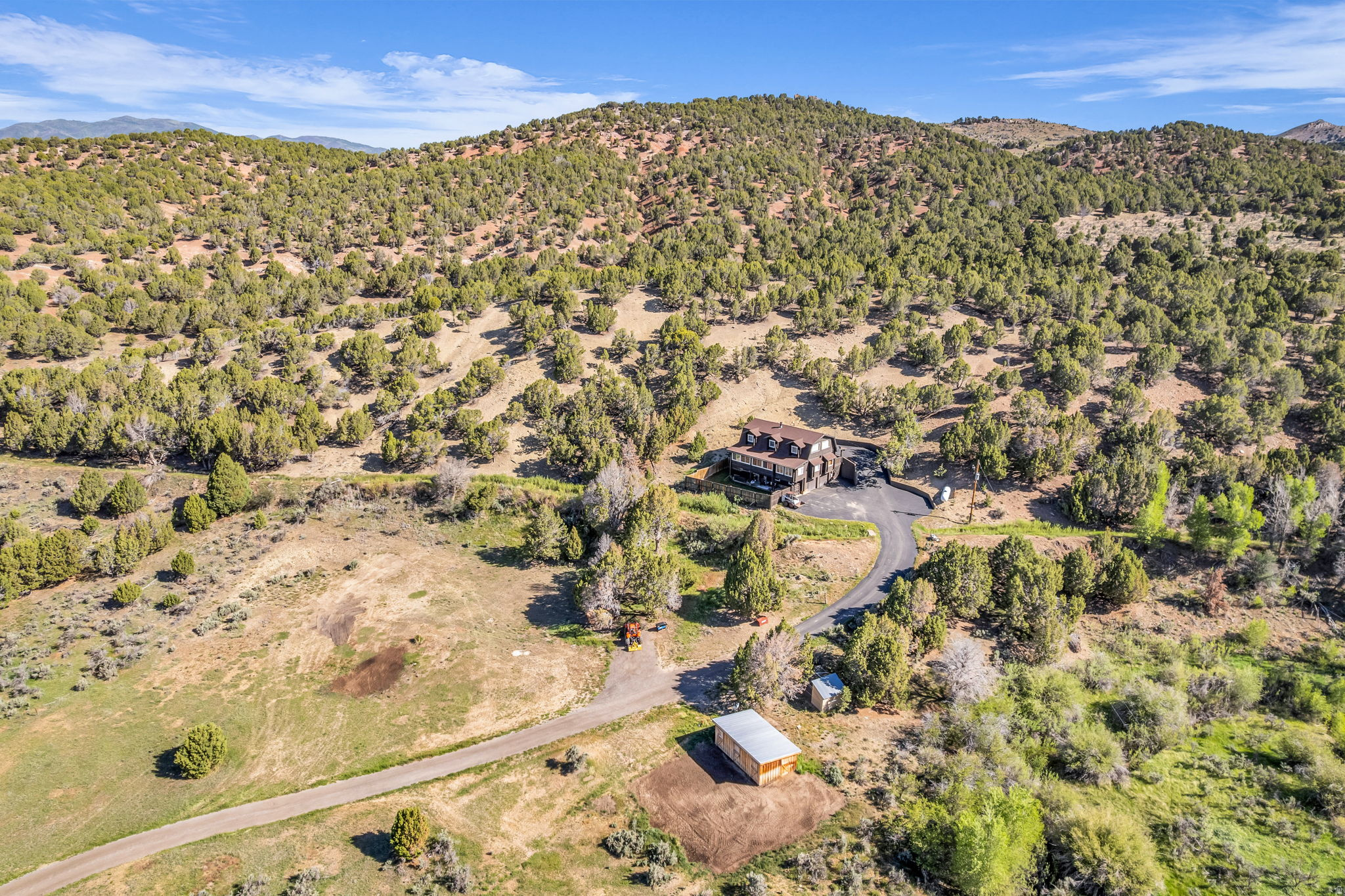 main property photo 38
