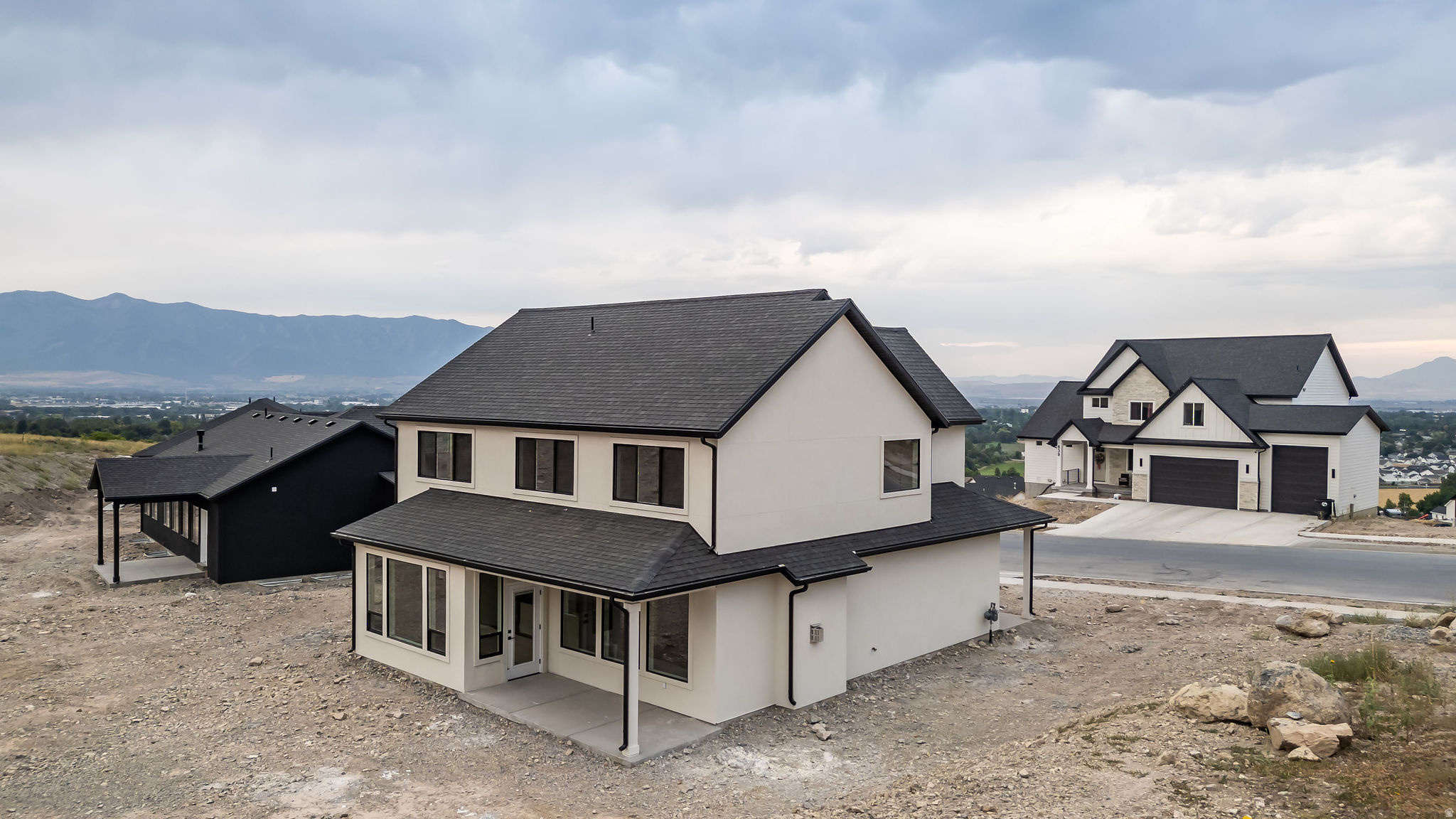 main property photo 66