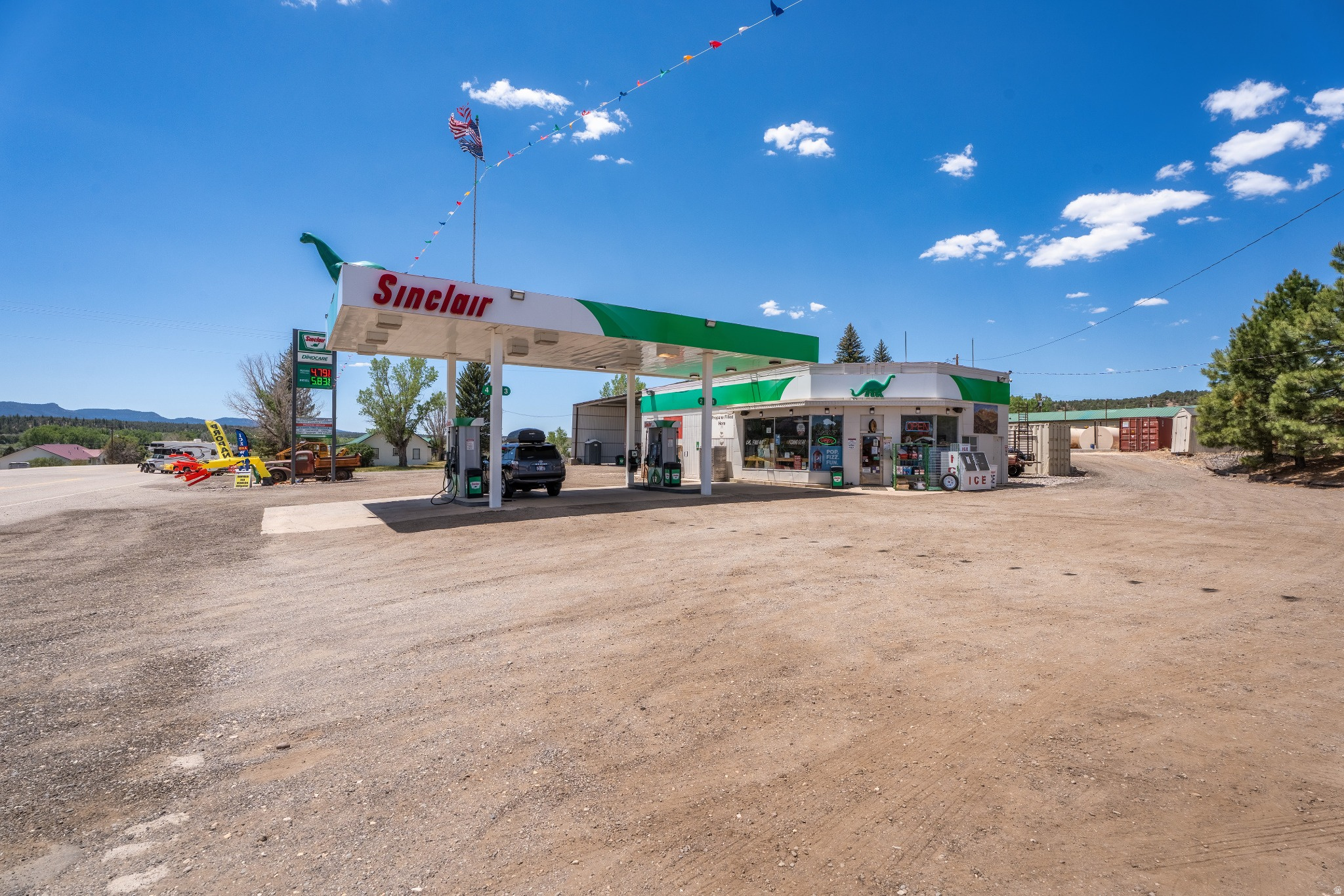 main property photo 40