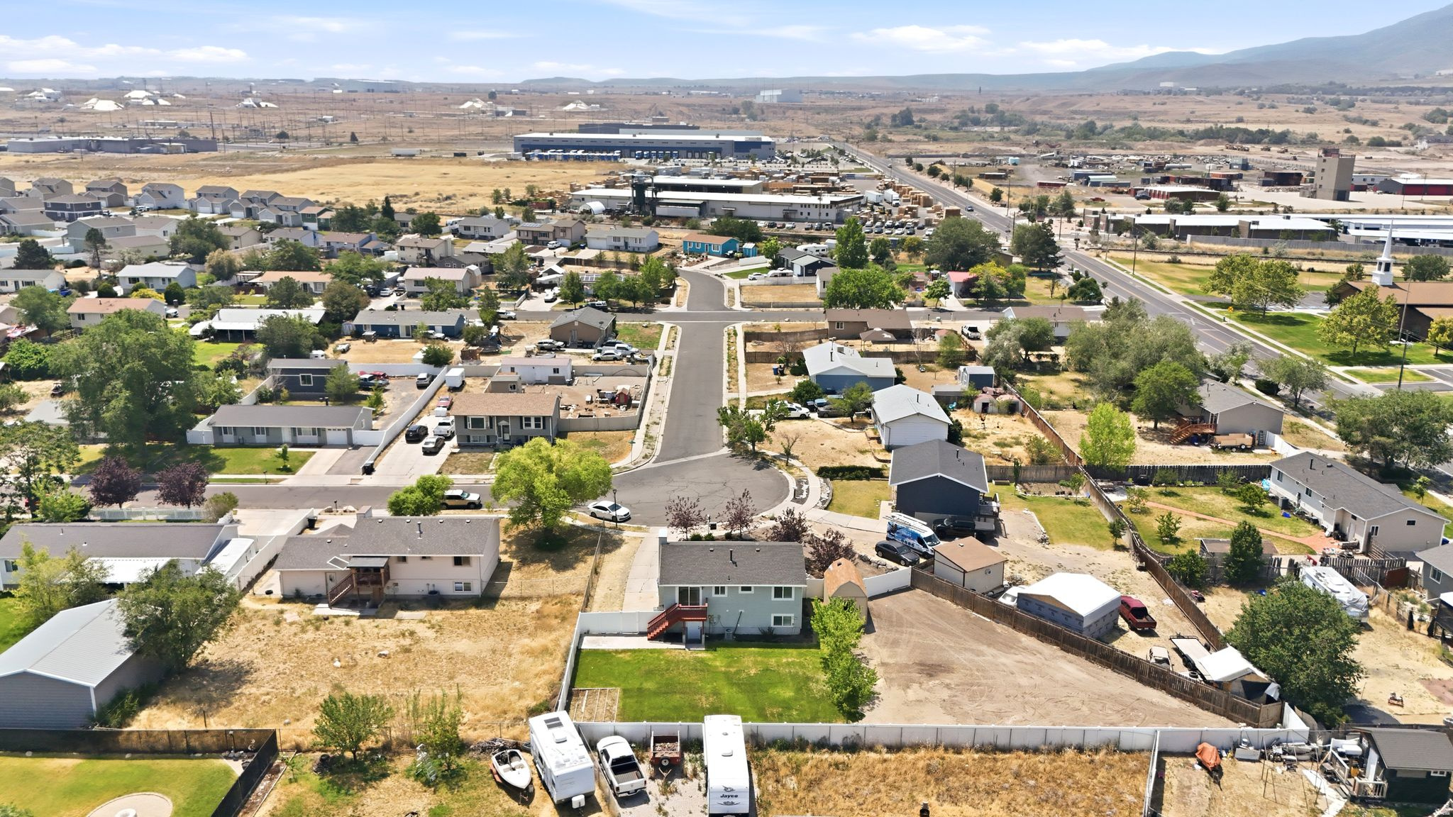 main property photo 32