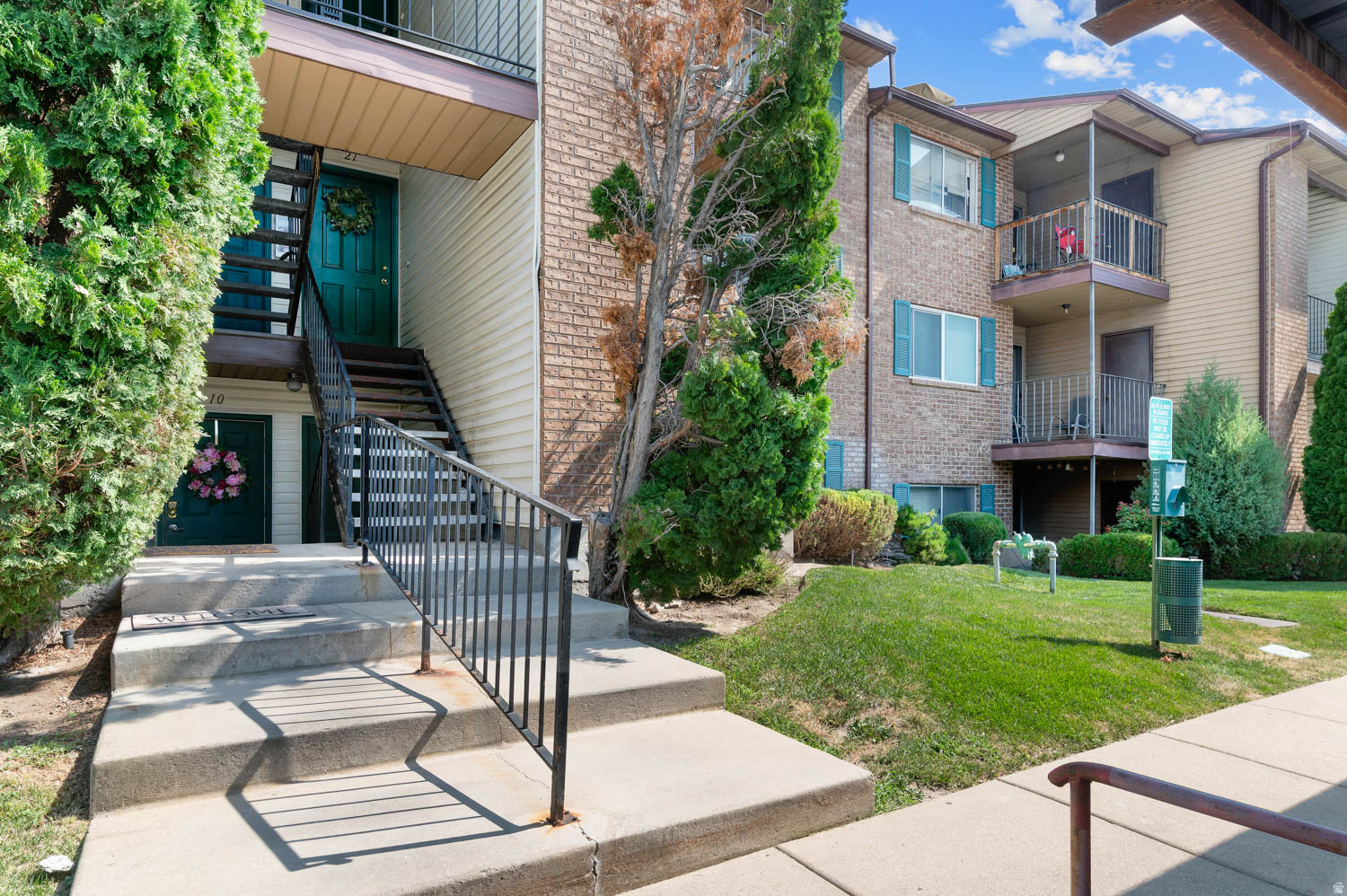 main property photo 14