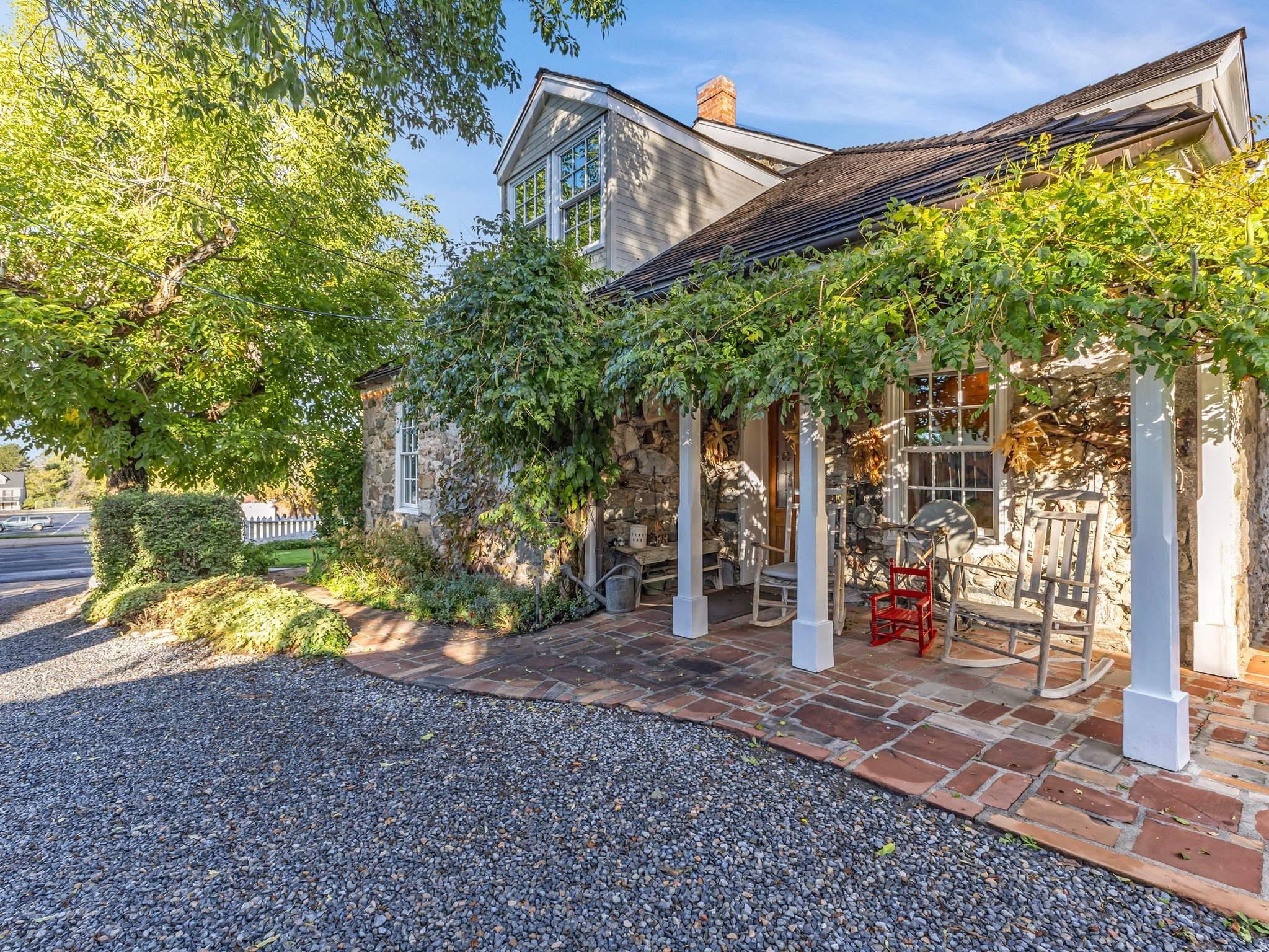main property photo 39