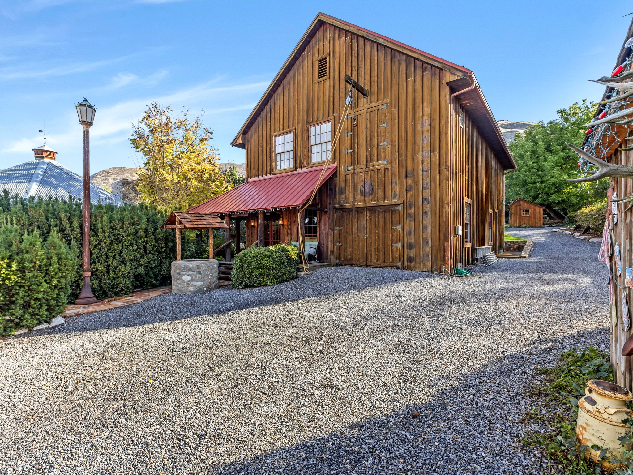 main property photo 44
