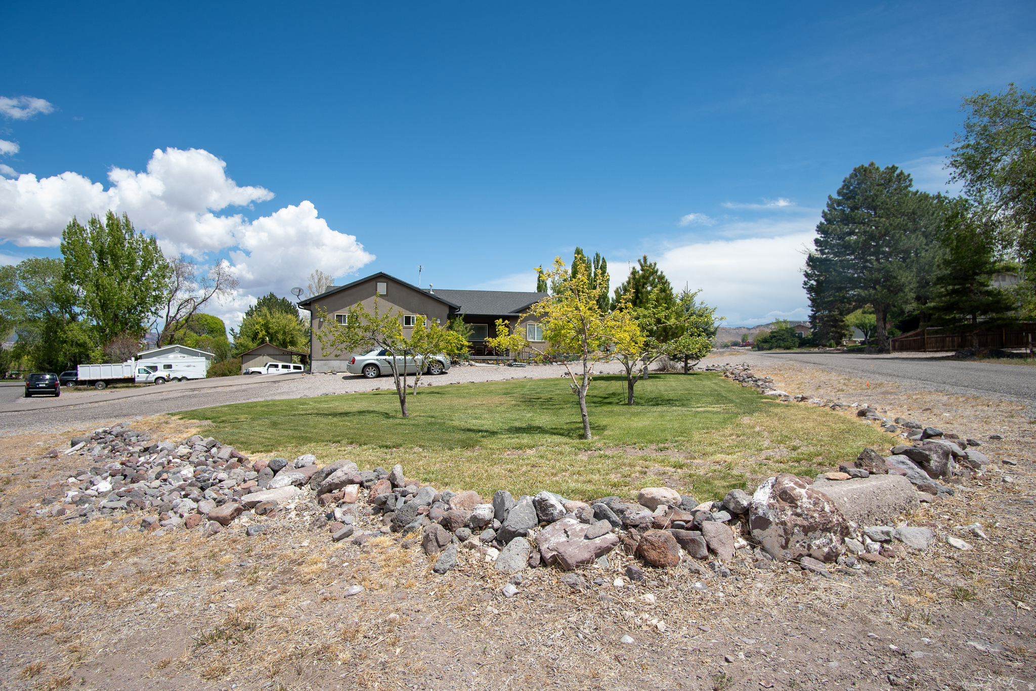 main property photo 5
