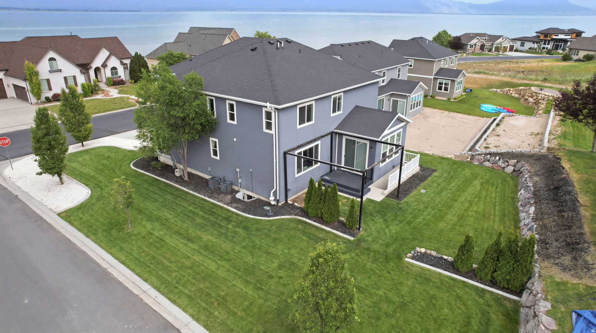 main property photo 41