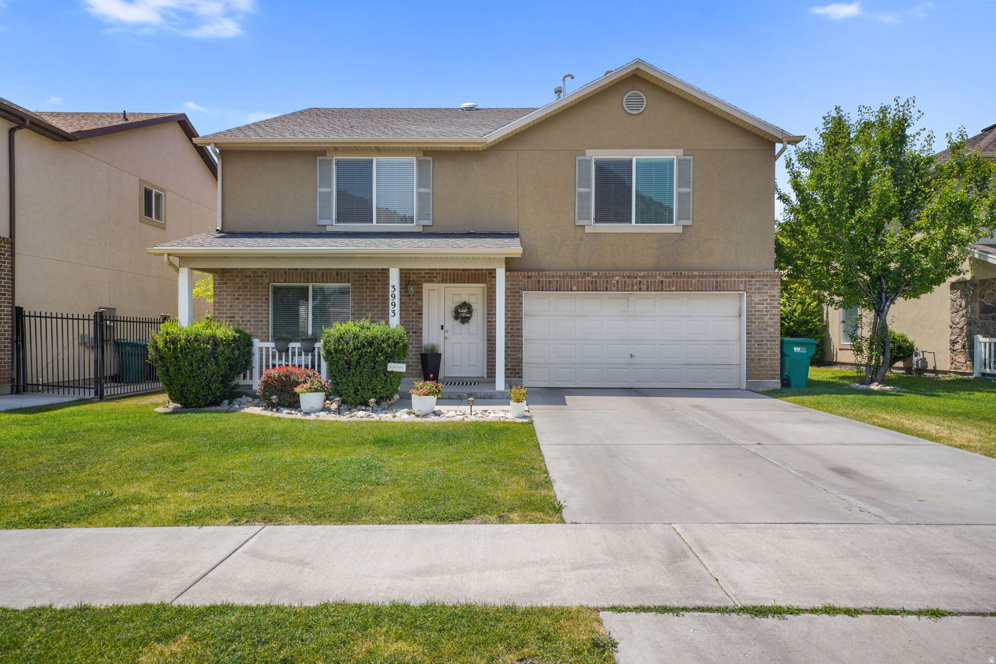 main property photo 25