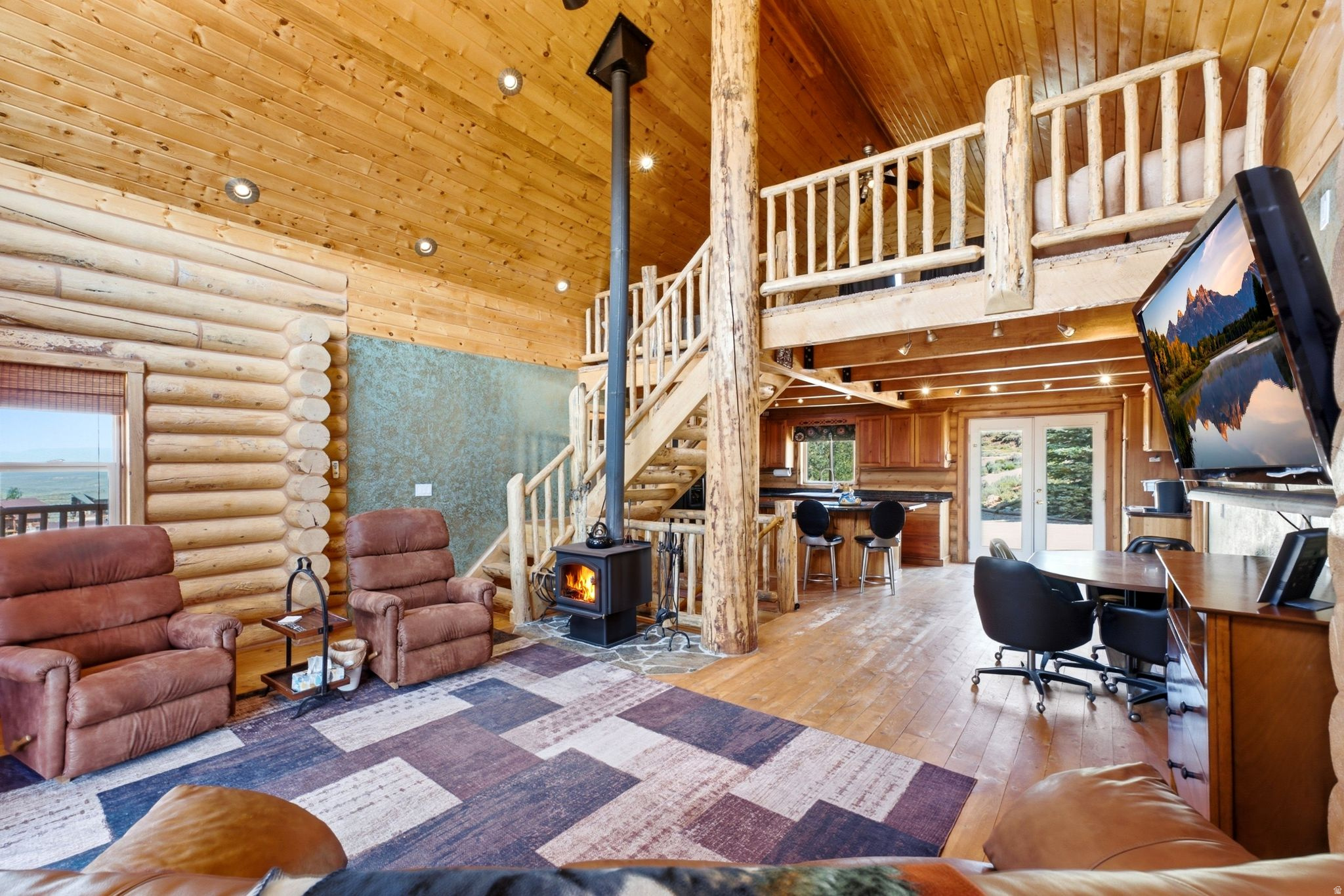 main property photo 15