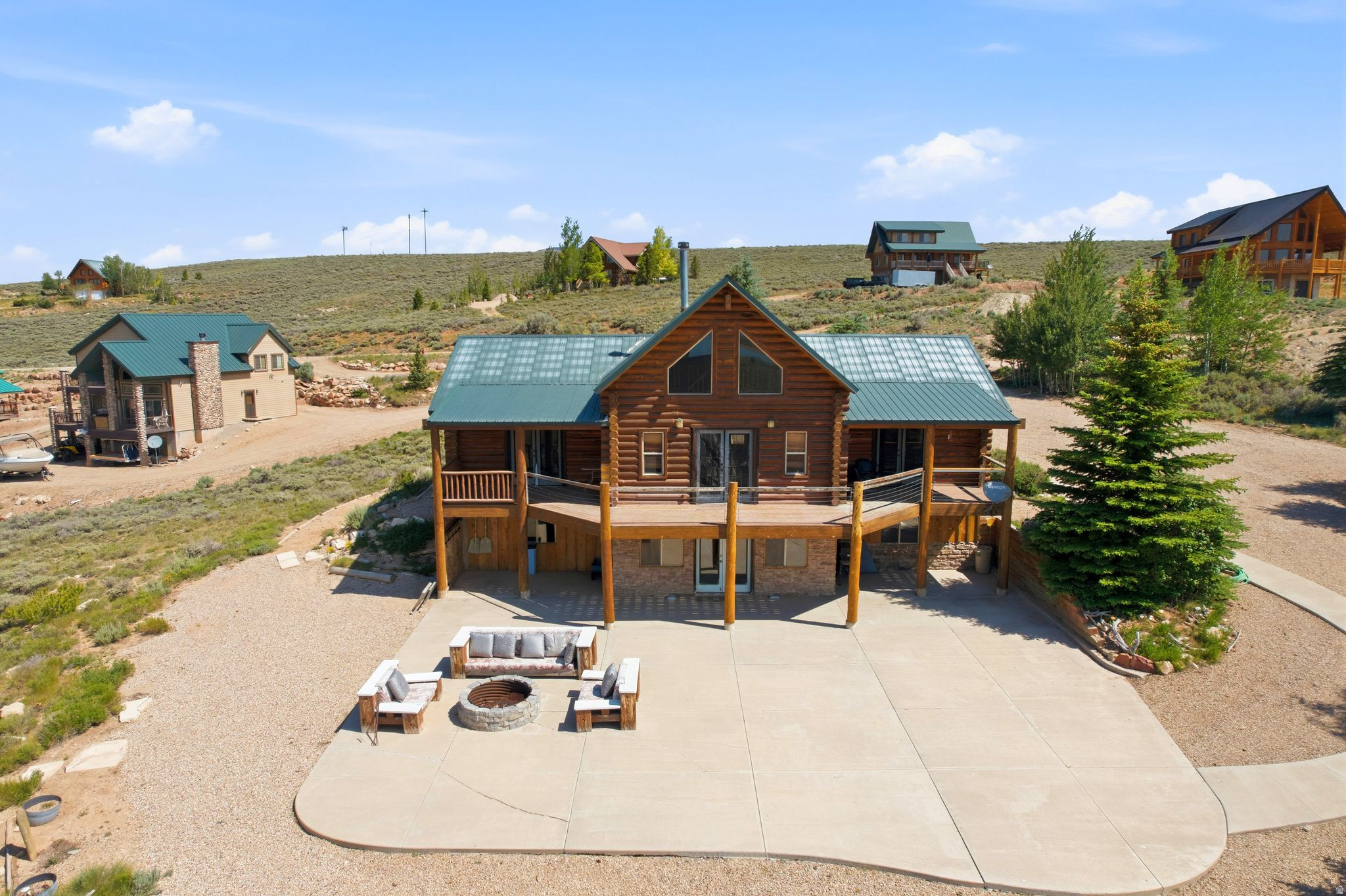 main property photo 2
