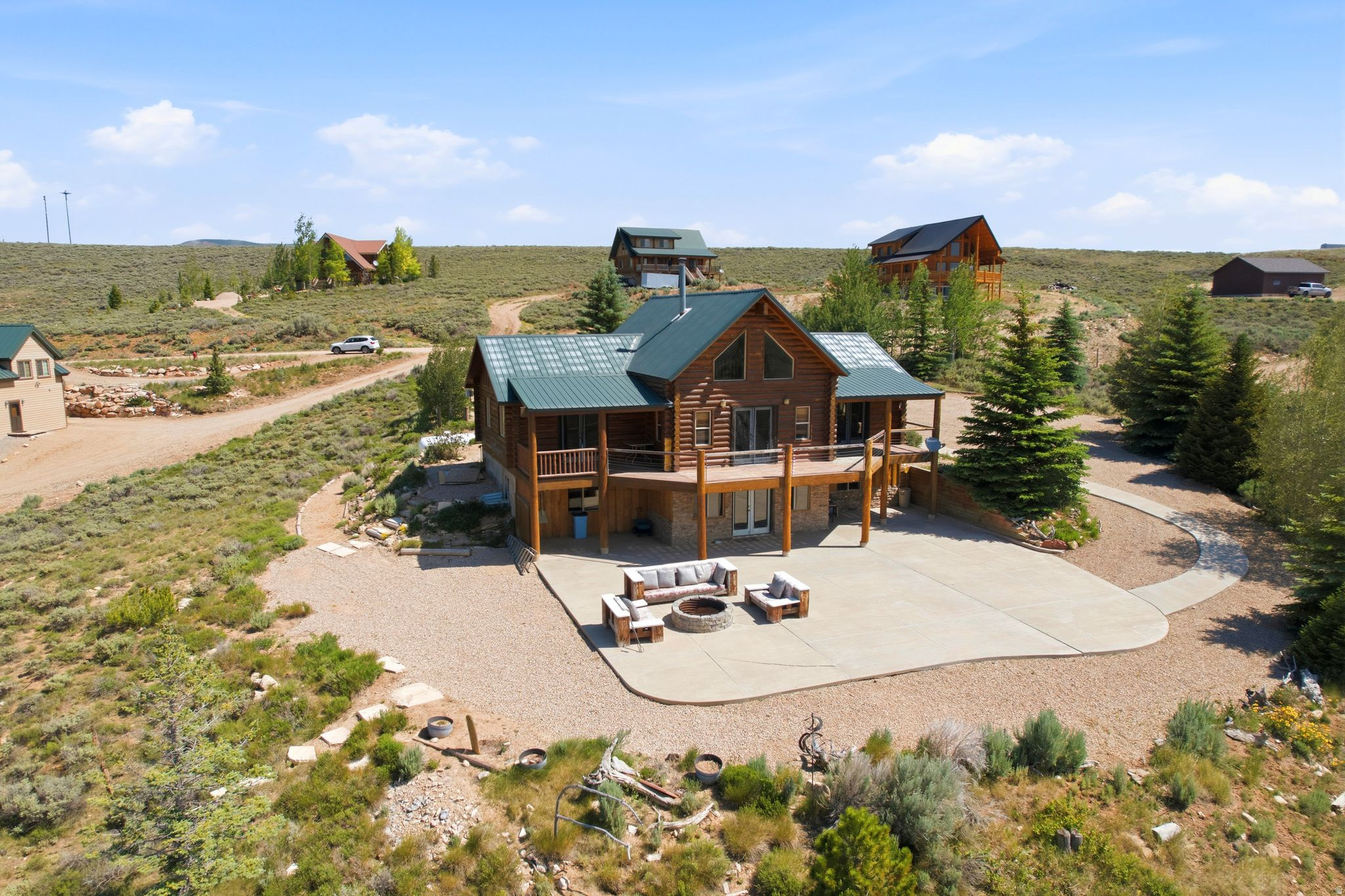 main property photo 3