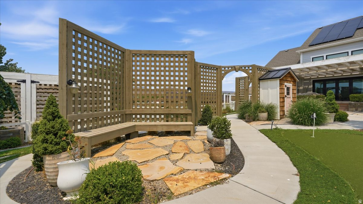 main property photo 50