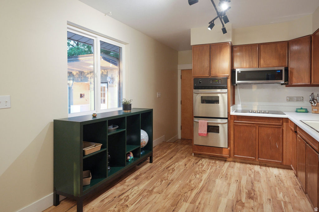 main property photo 10
