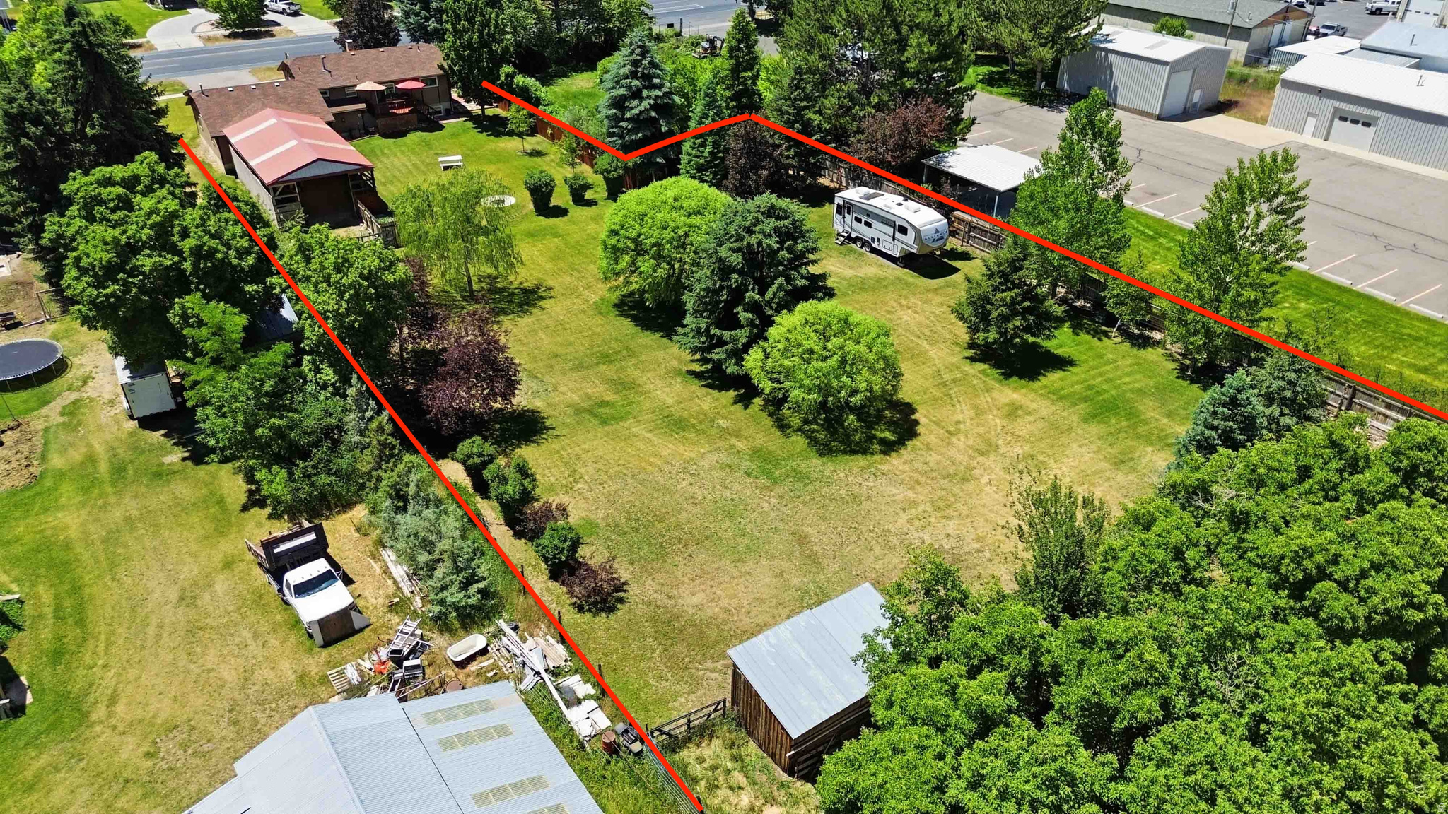main property photo 37