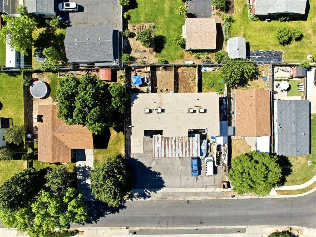 main property photo 42