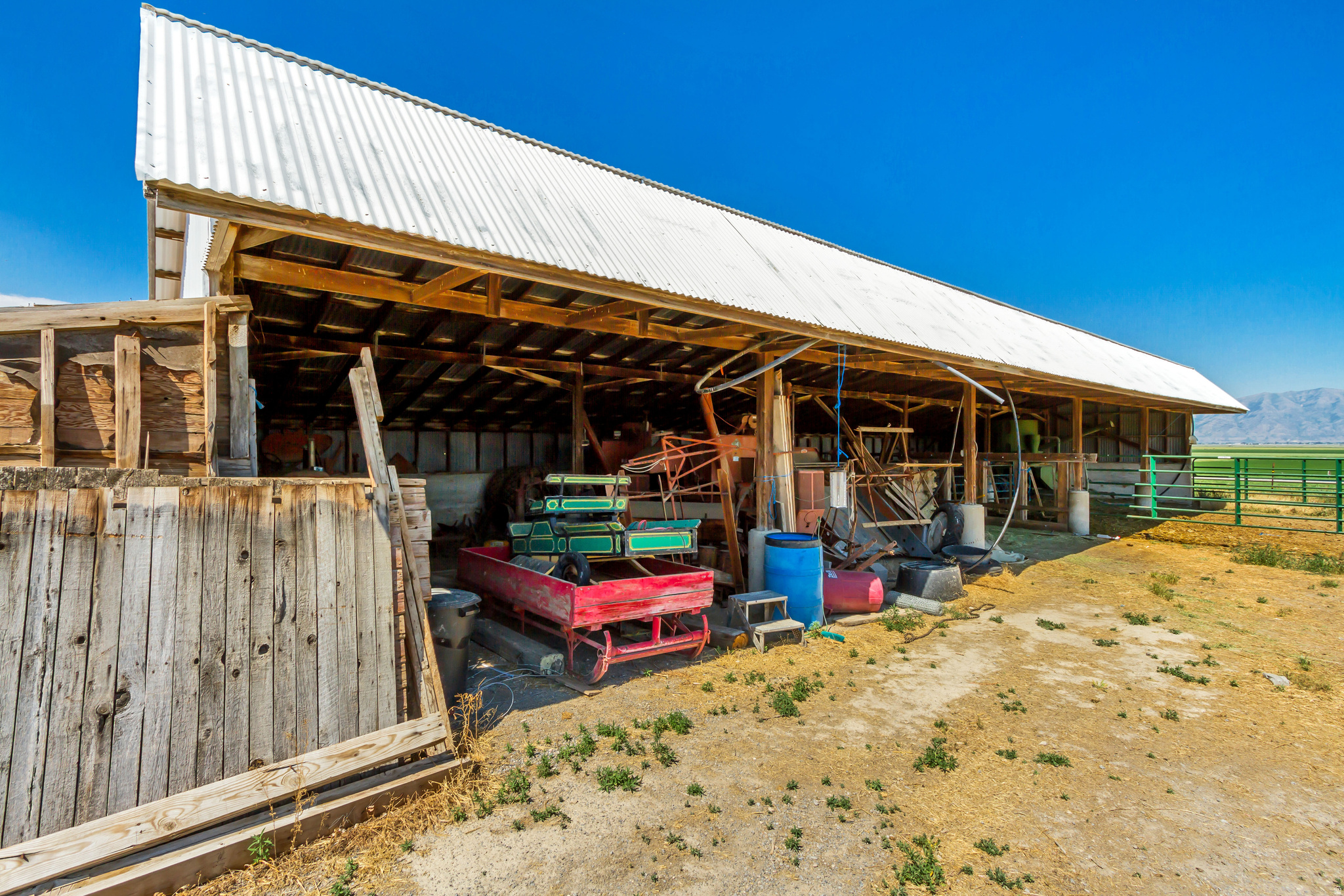main property photo 45